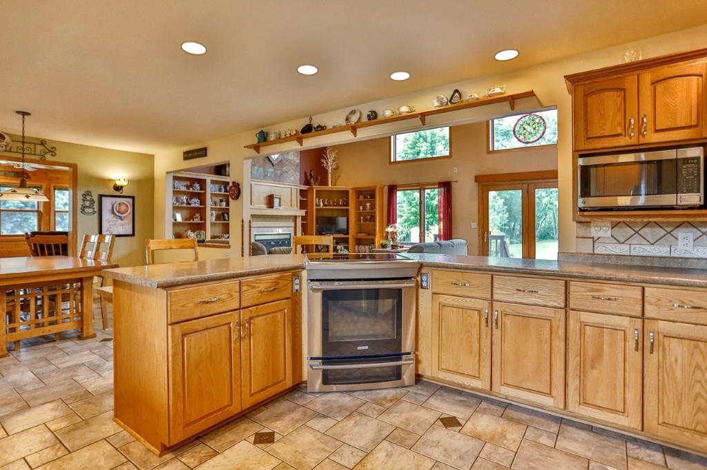2142 Wood Road Property Photo 19