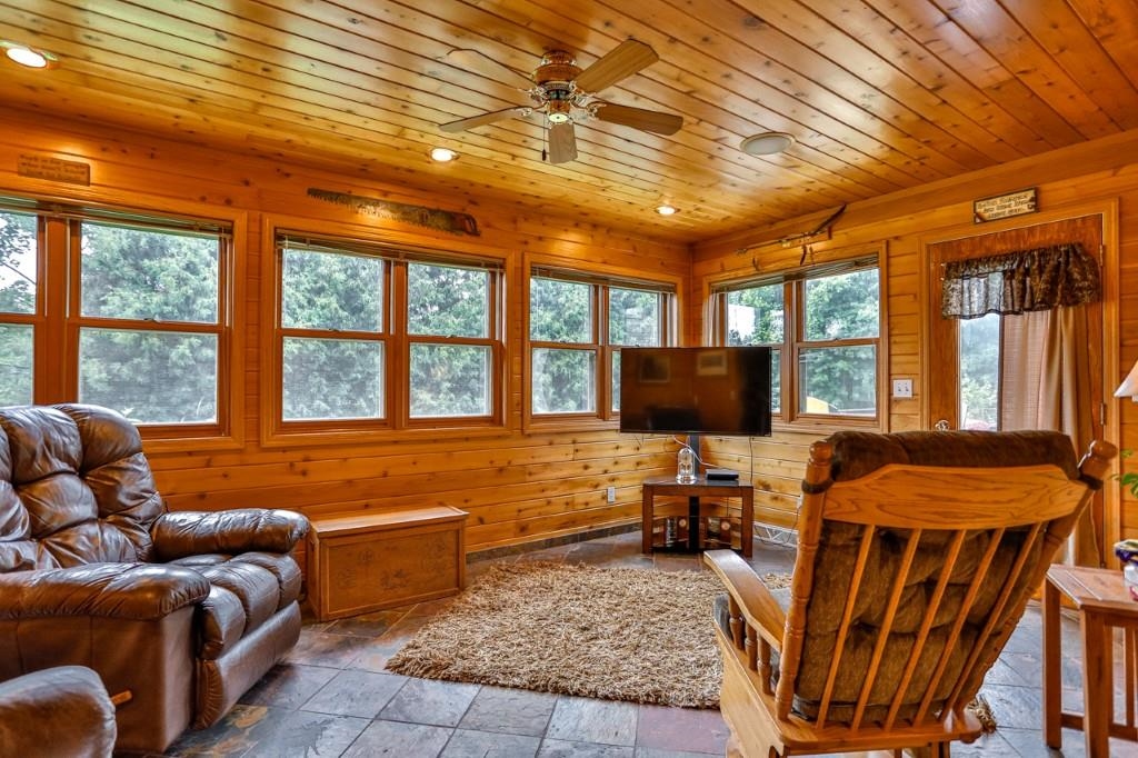 2142 Wood Road Property Photo 21