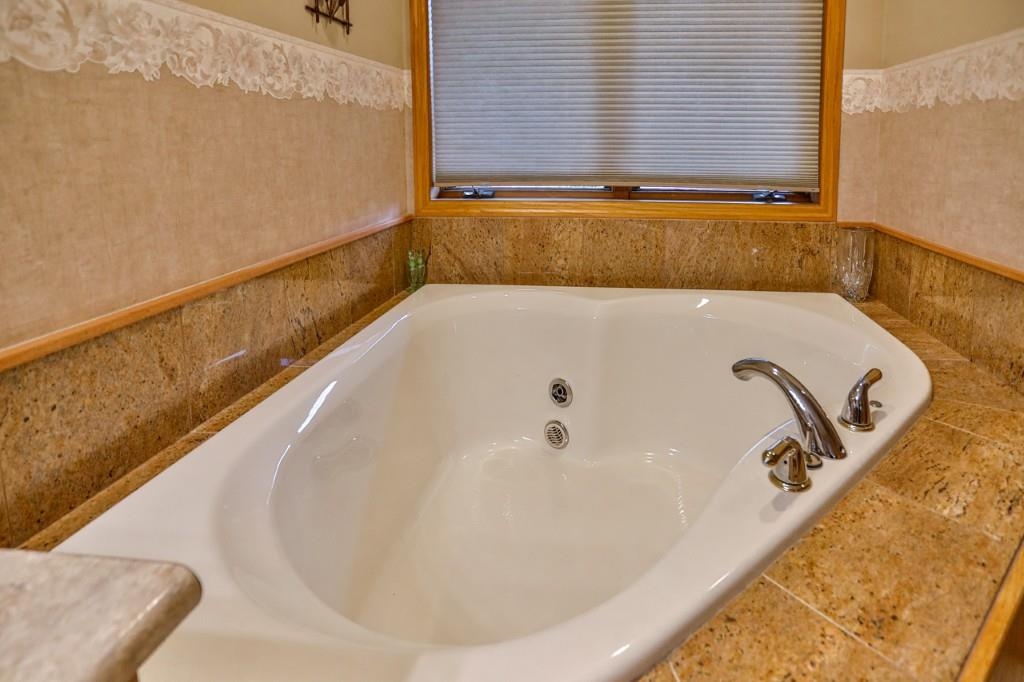 2142 Wood Road Property Photo 30