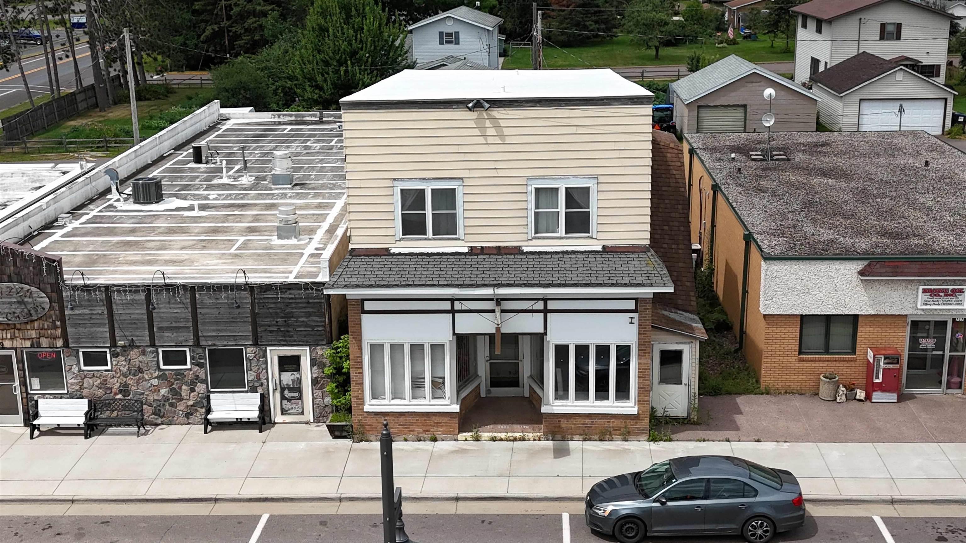 713 Mccomb Avenue Property Photo 4