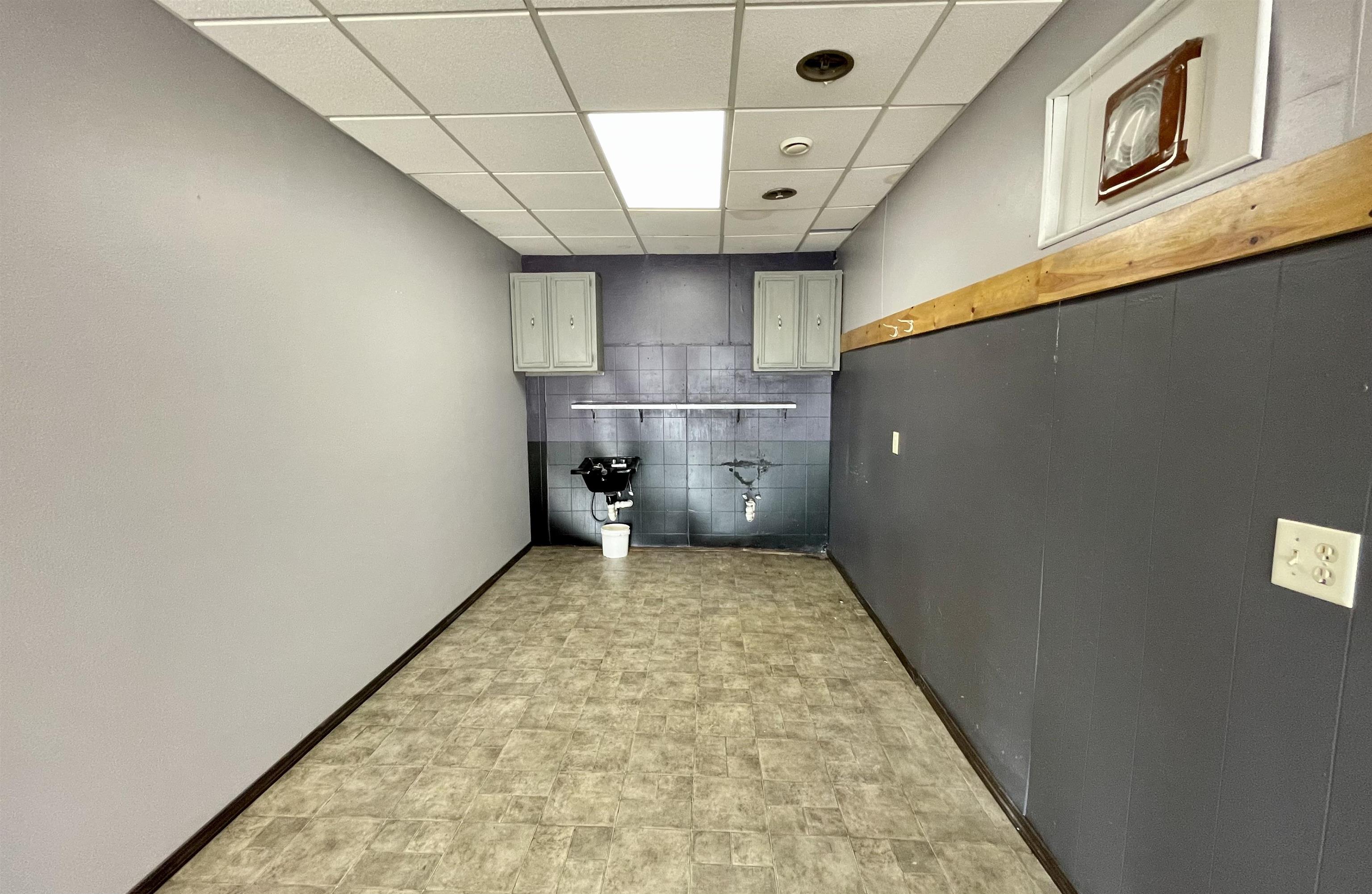 713 Mccomb Avenue Property Photo 8