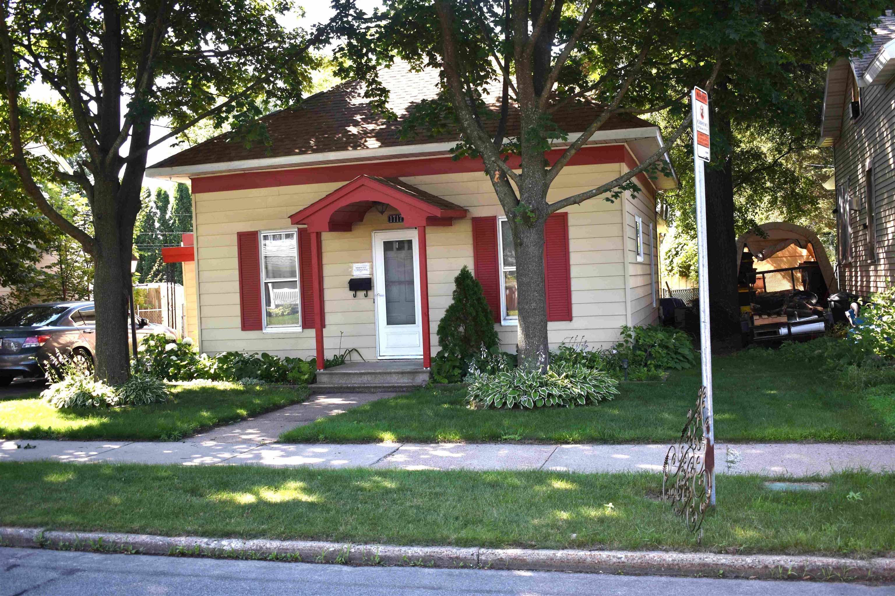 1717 Boyington Avenue Property Photo 32