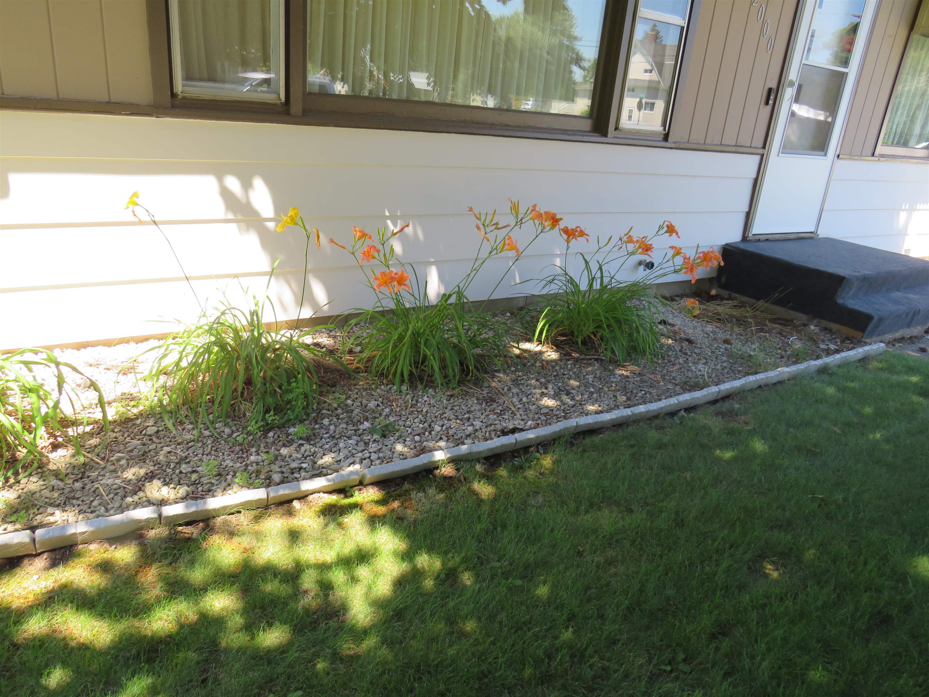 2000 5th Avenue Property Photo 5