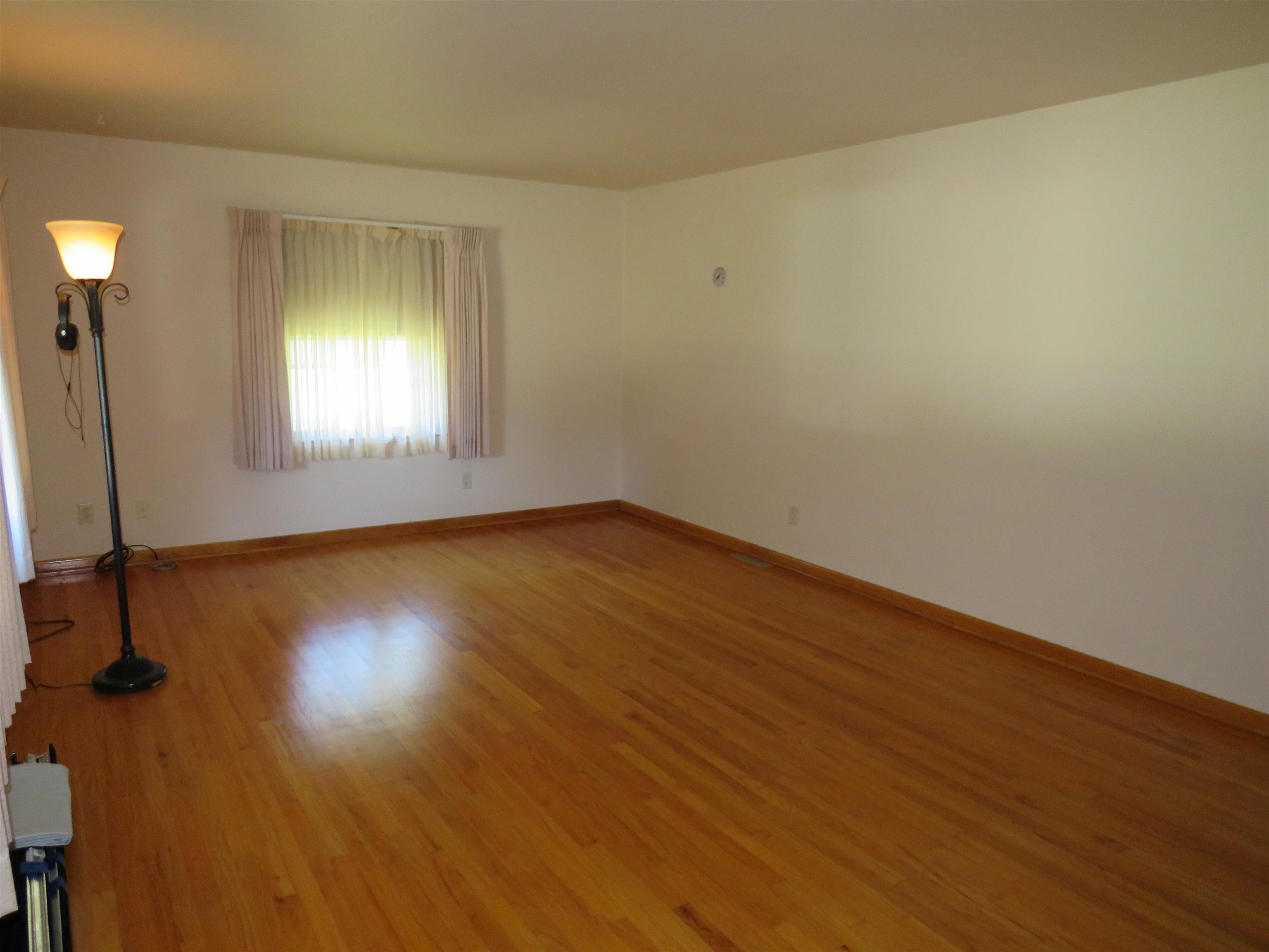 2000 5th Avenue Property Photo 13