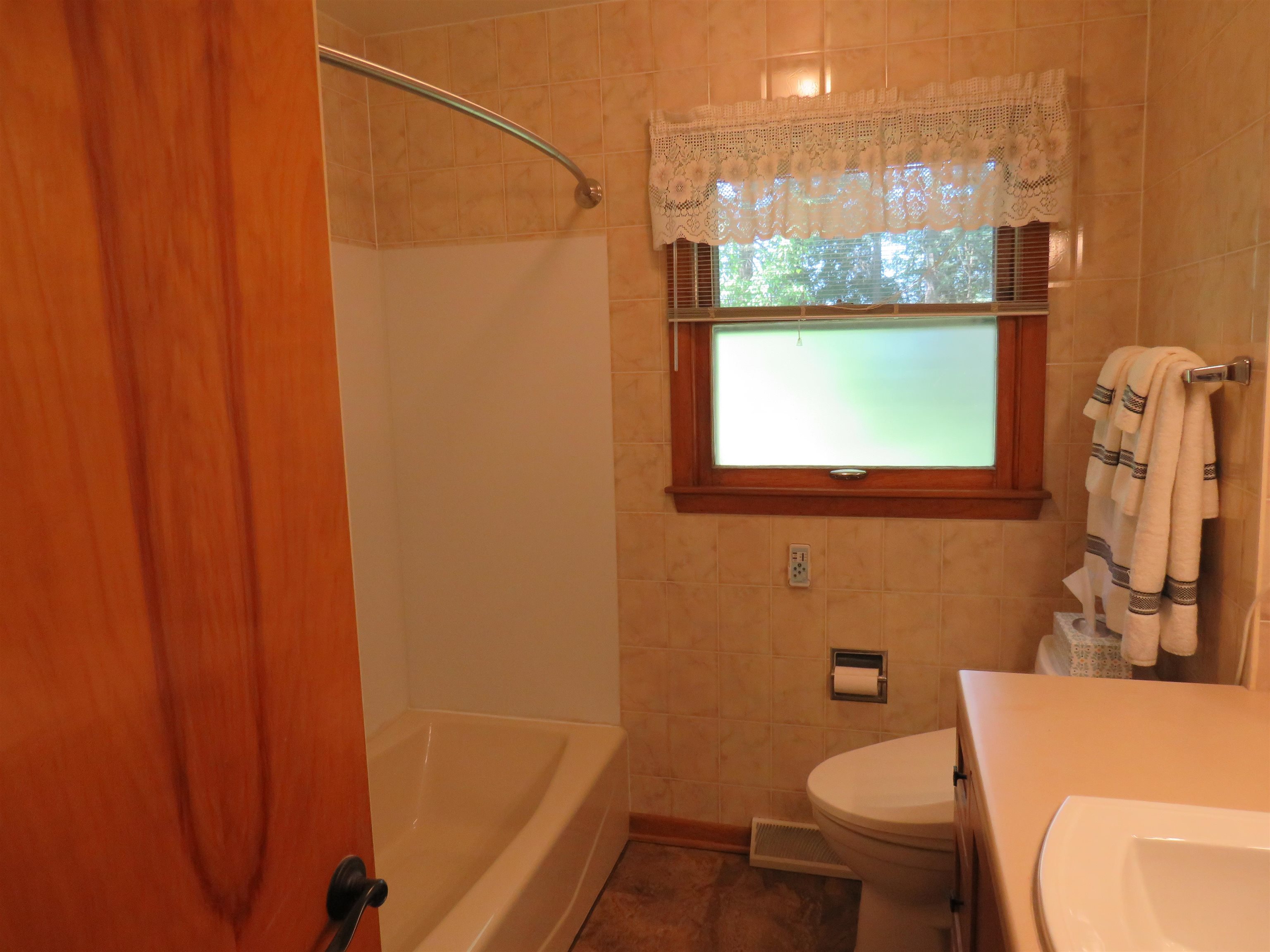 2000 5th Avenue Property Photo 19