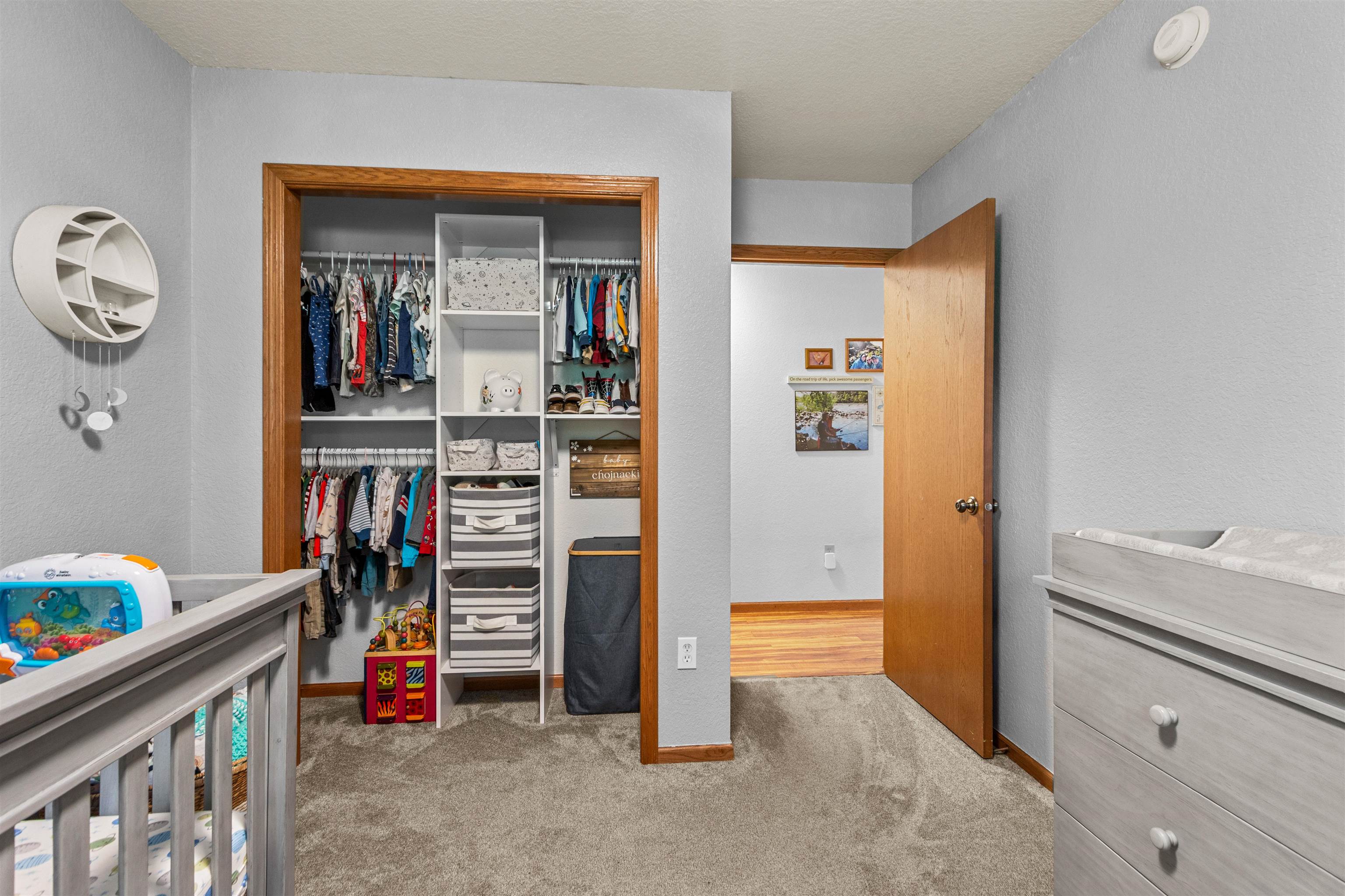 212 W Walden Way Property Photo 40