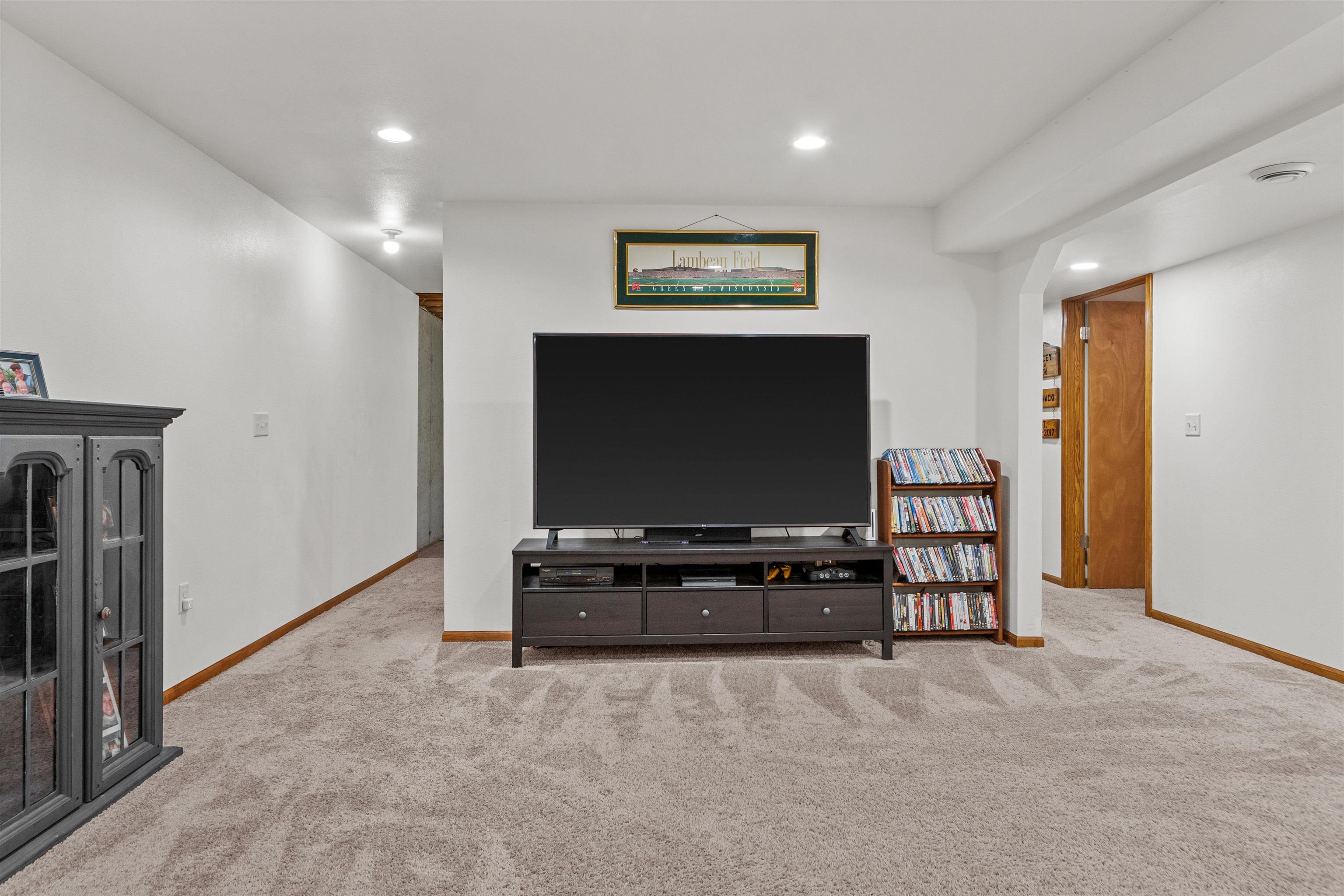 212 W Walden Way Property Photo 43