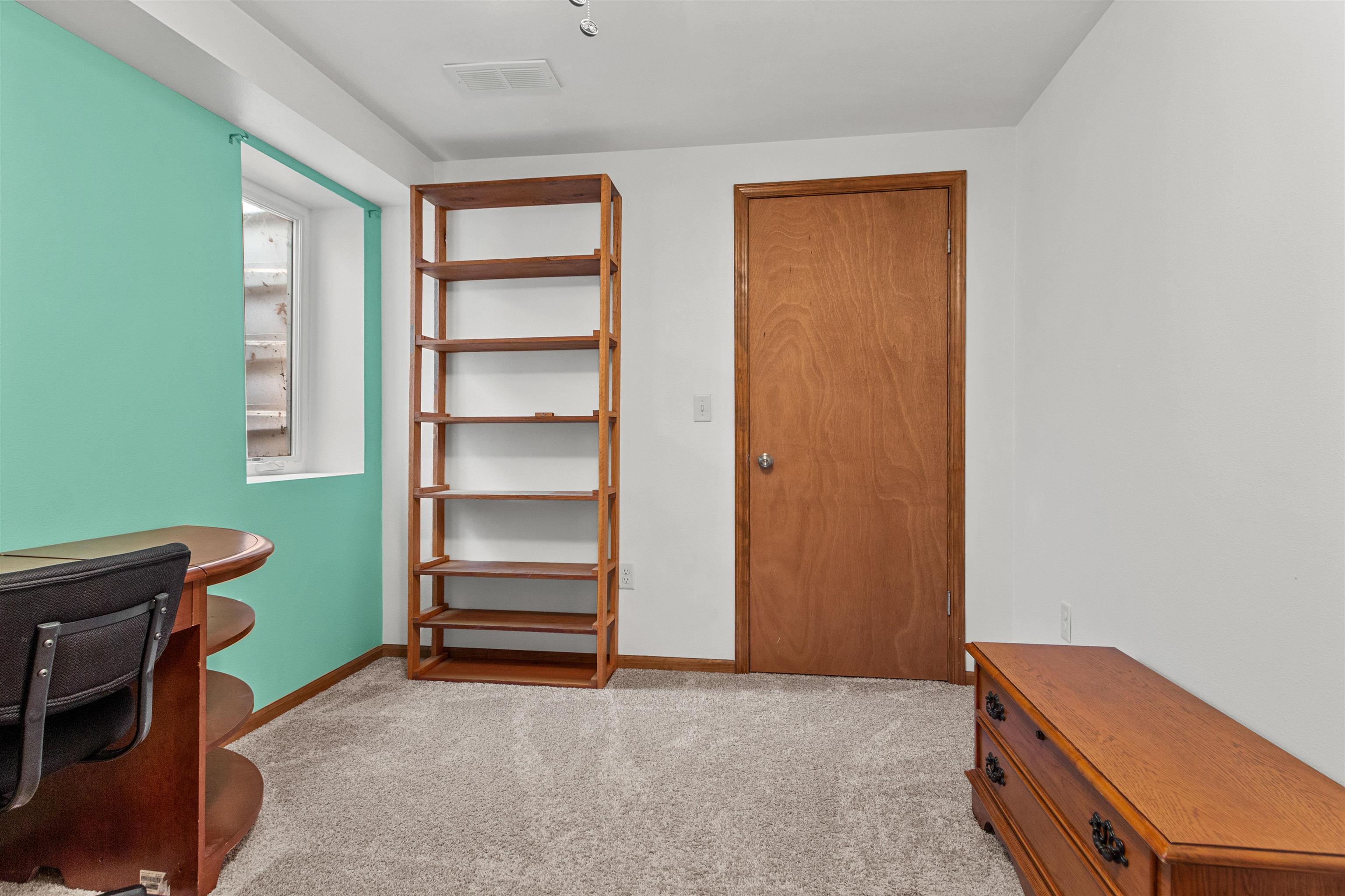 212 W Walden Way Property Photo 46