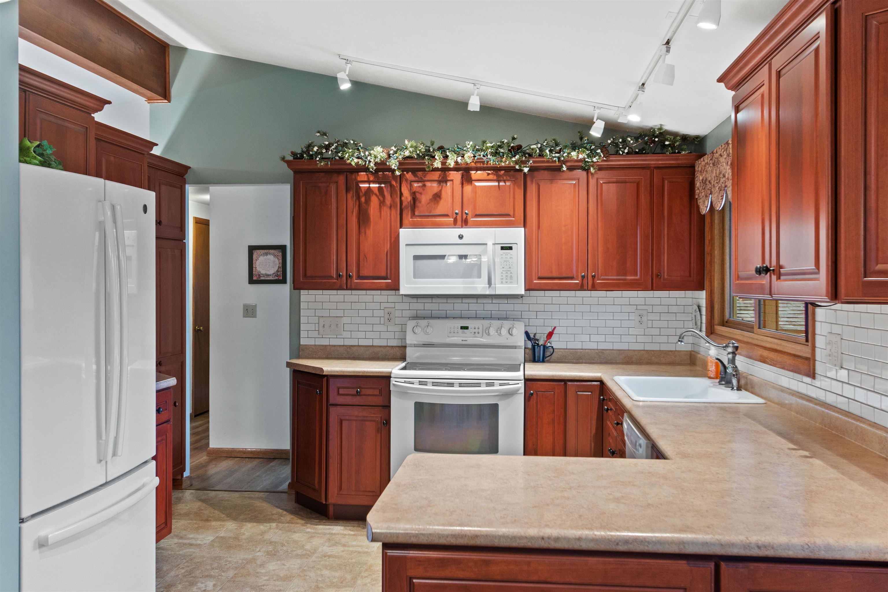 1815 School Street Property Photo 12