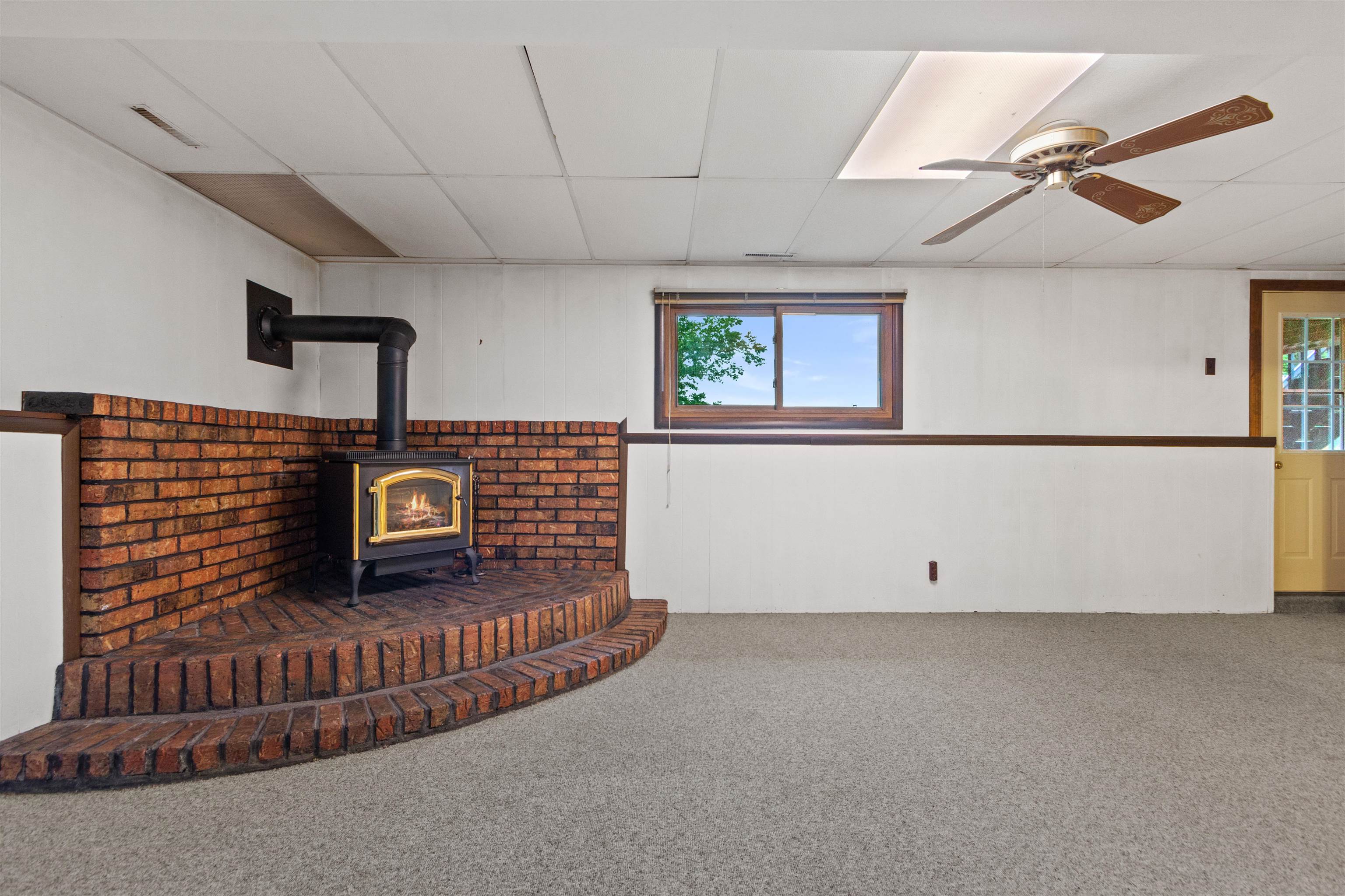 1815 School Street Property Photo 28