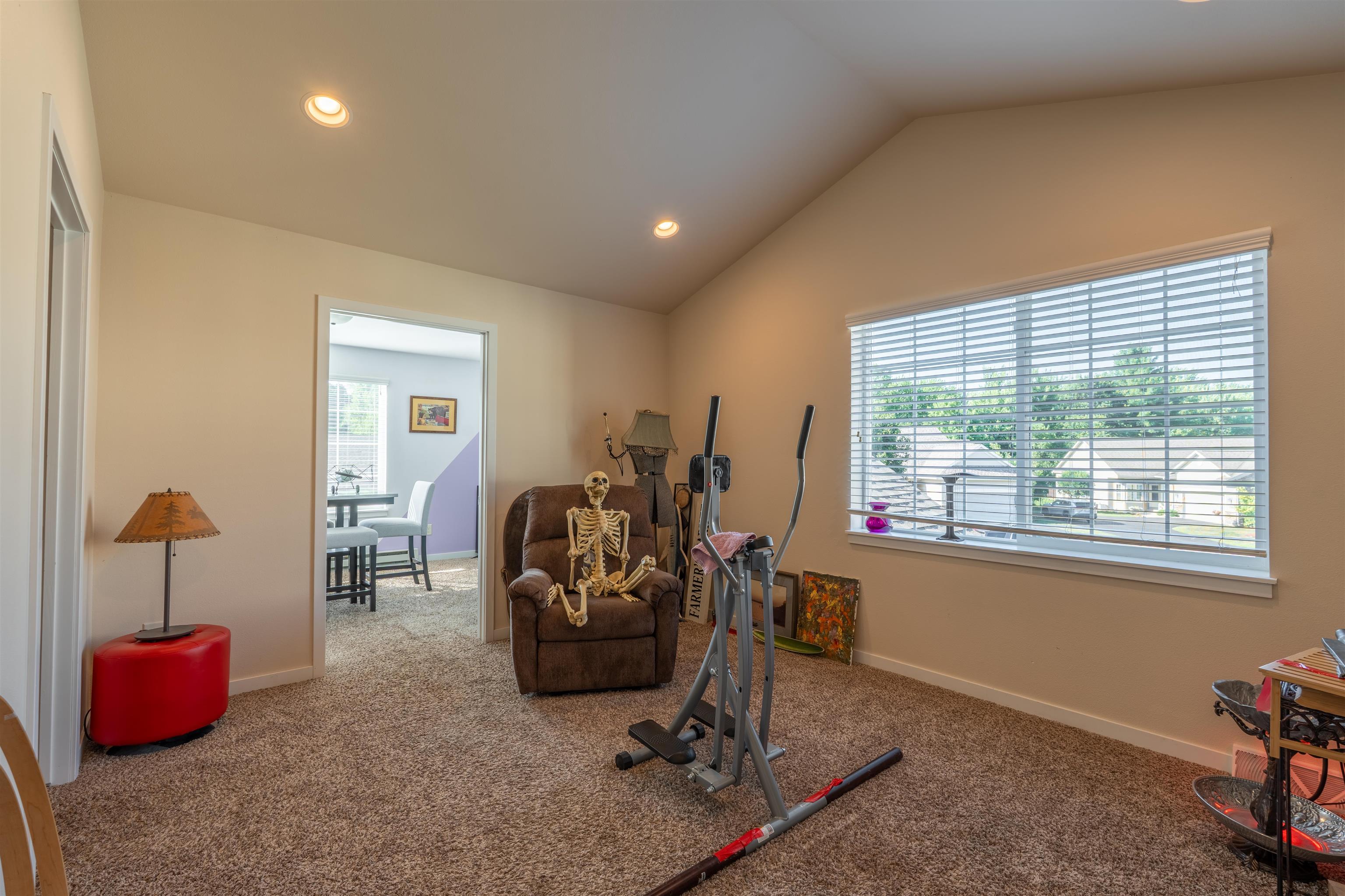 6909 River Trail Drive Property Photo 29