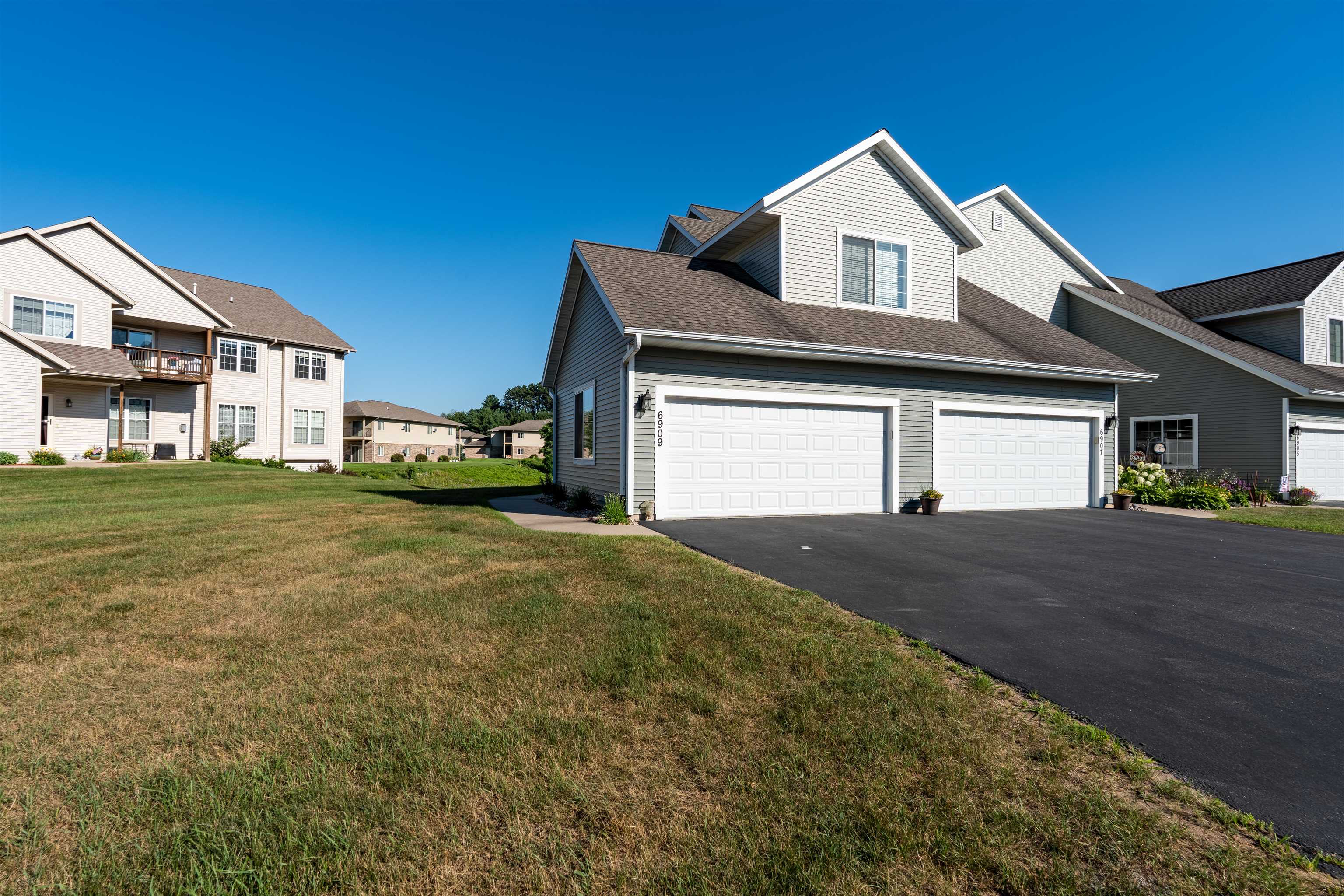 6909 River Trail Drive Property Photo 33
