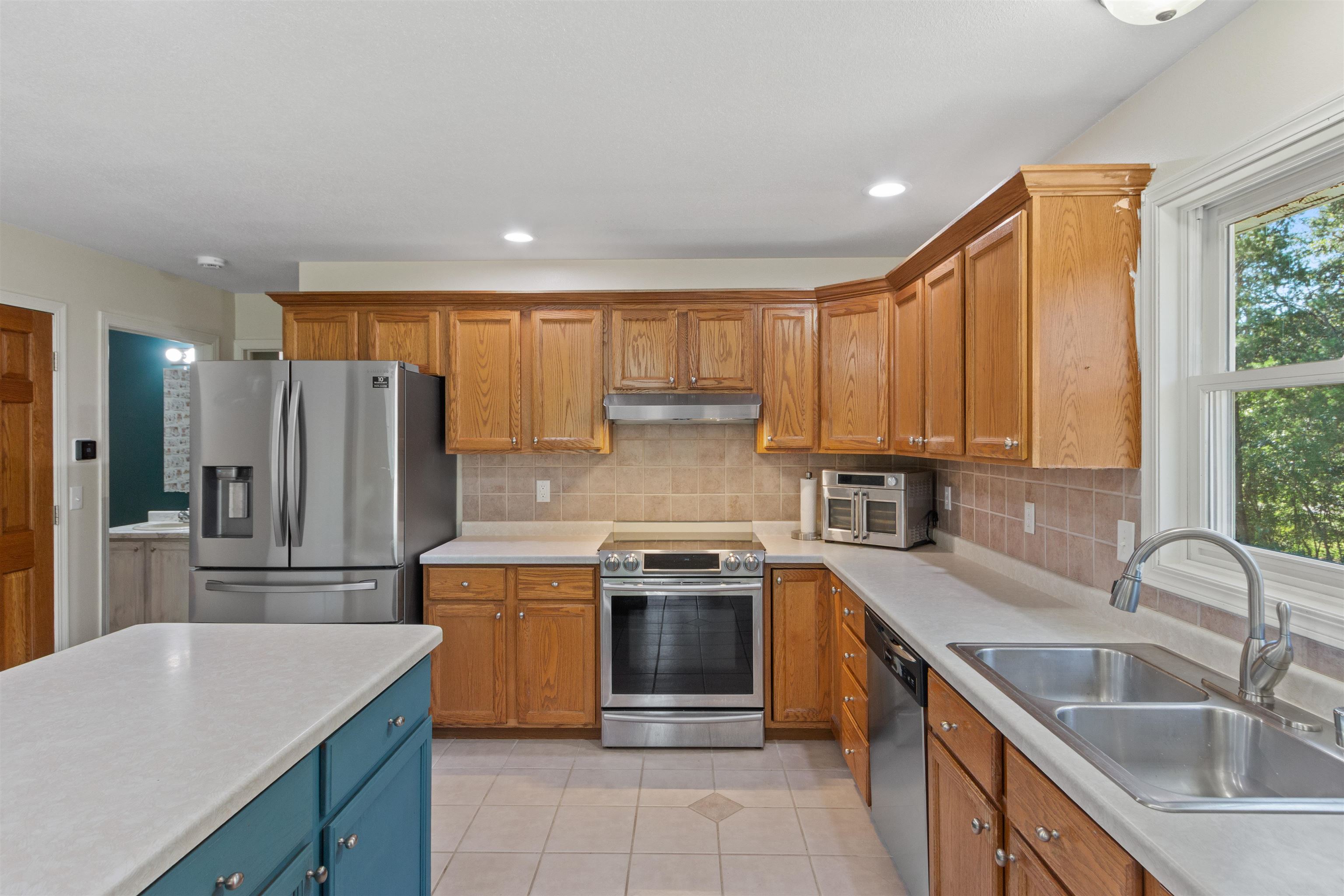 3320 Ryans Way Property Photo 4