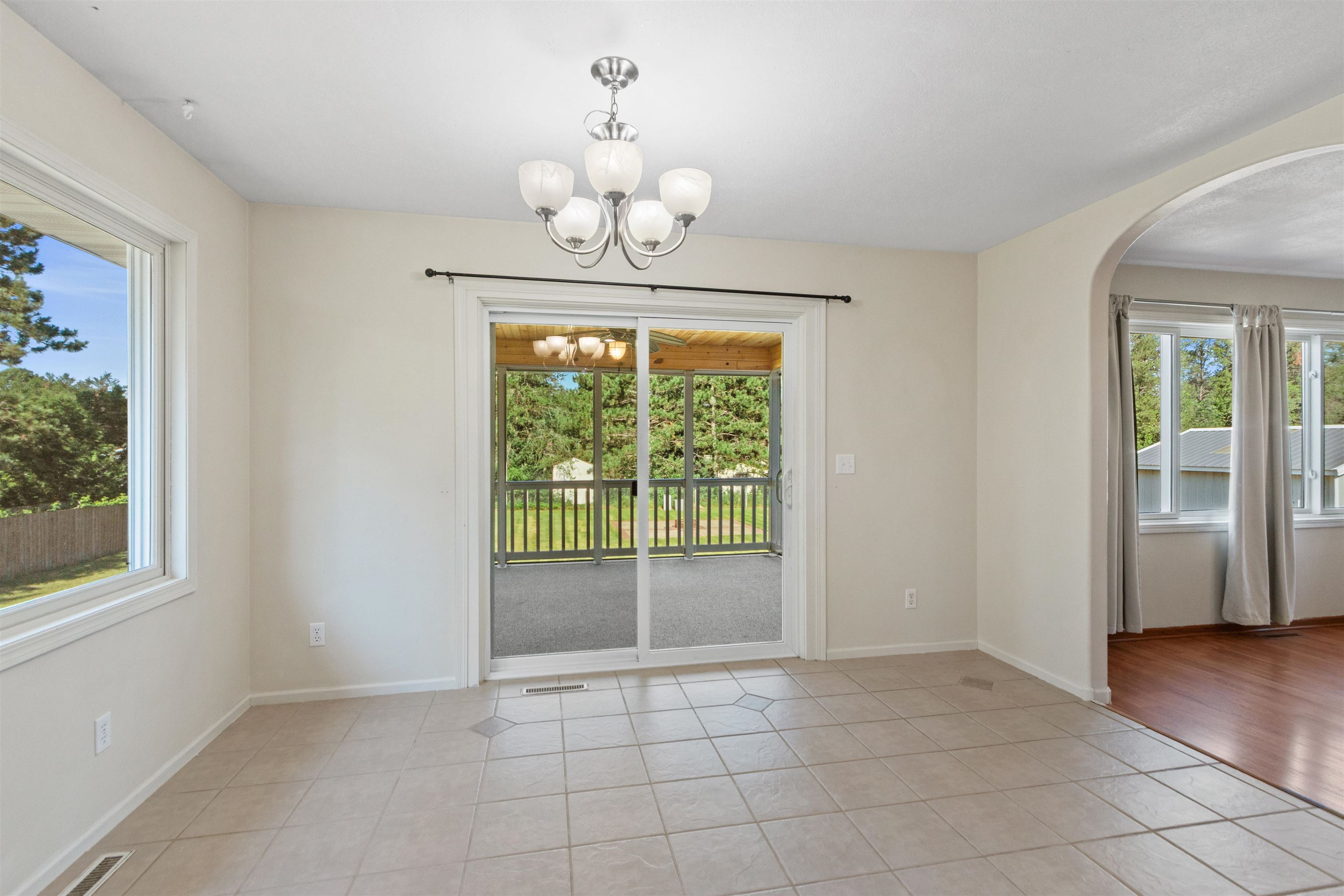 3320 Ryans Way Property Photo 6