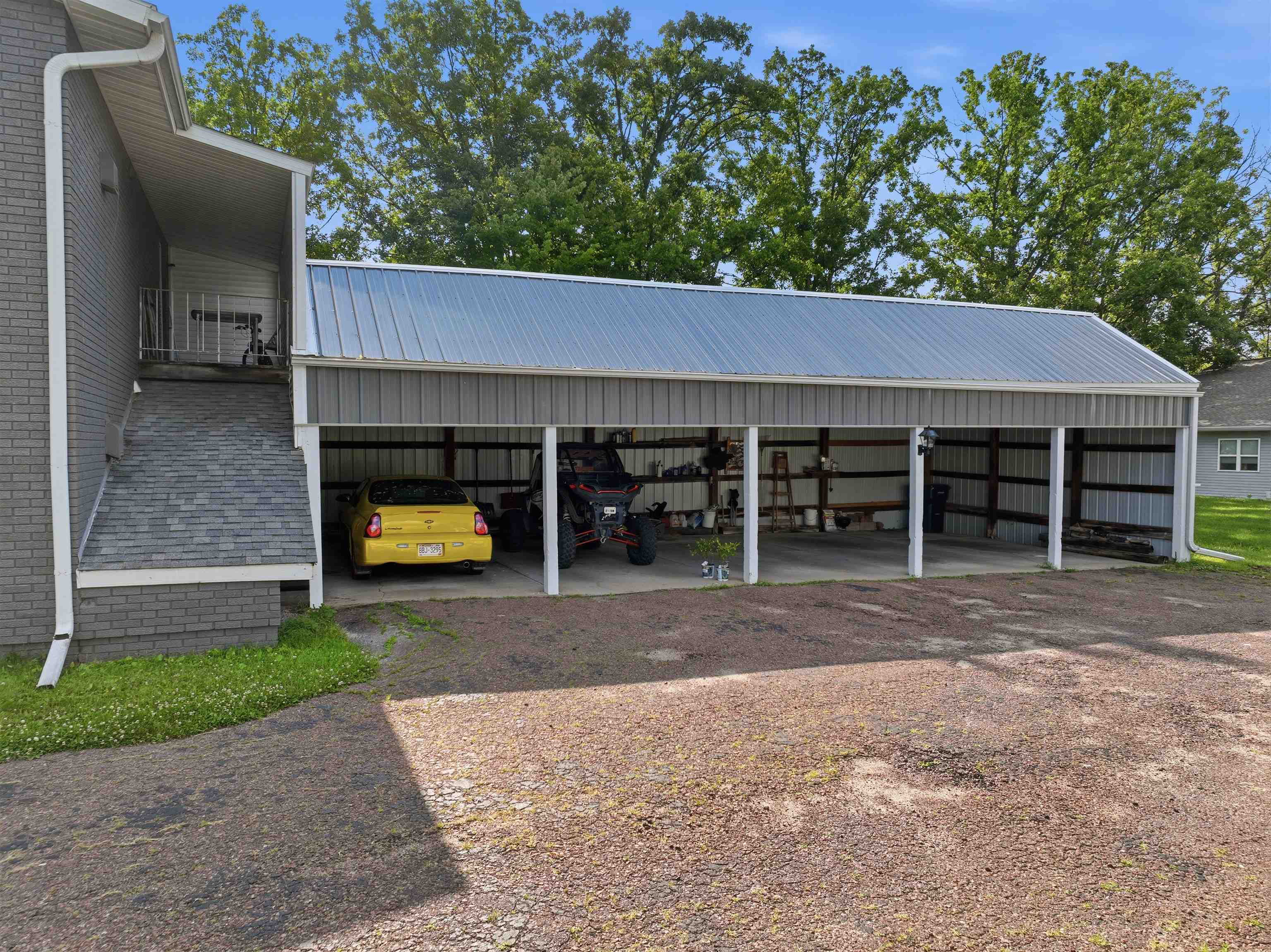 8394 3rd Street Property Photo 3