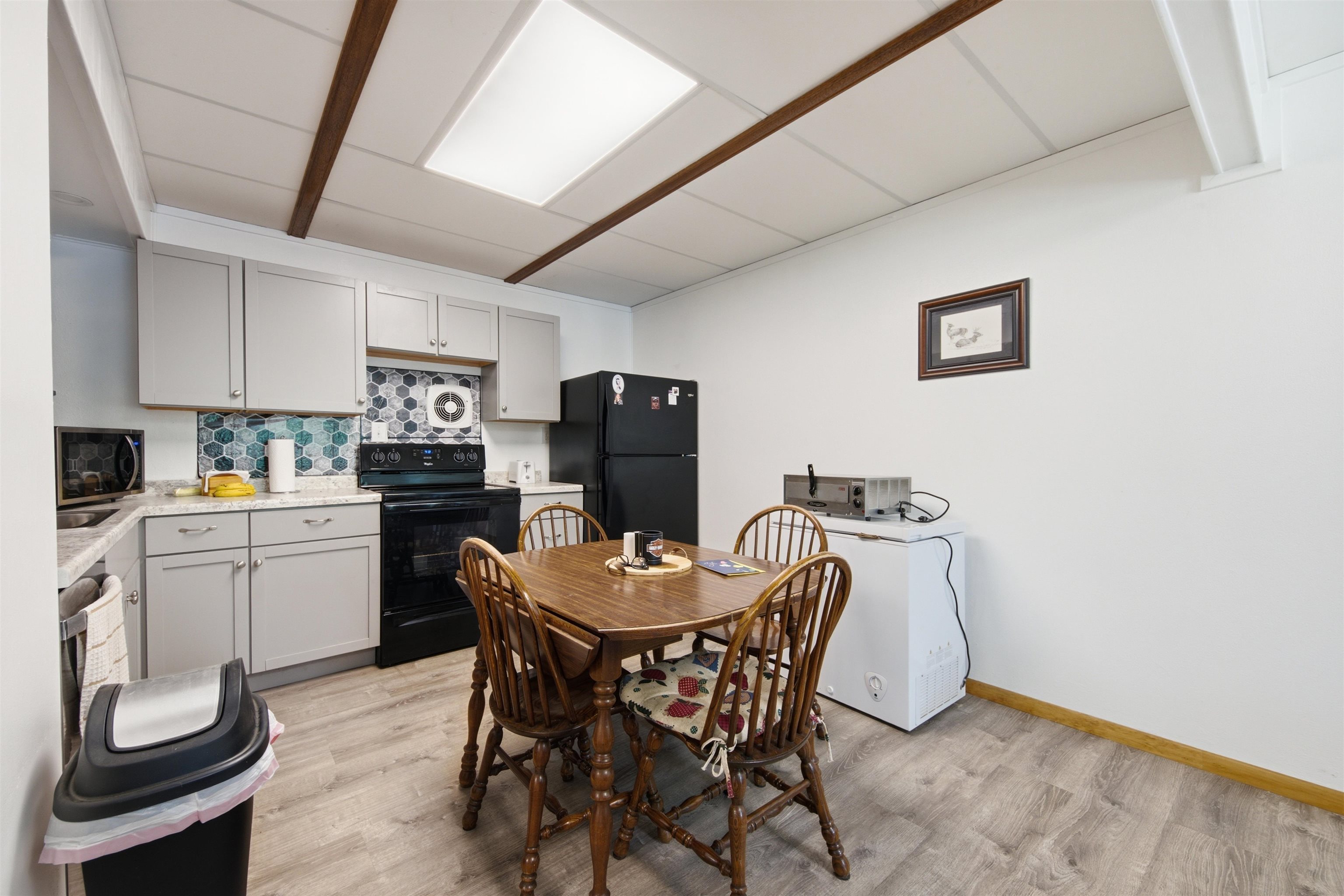 8394 3rd Street Property Photo 7