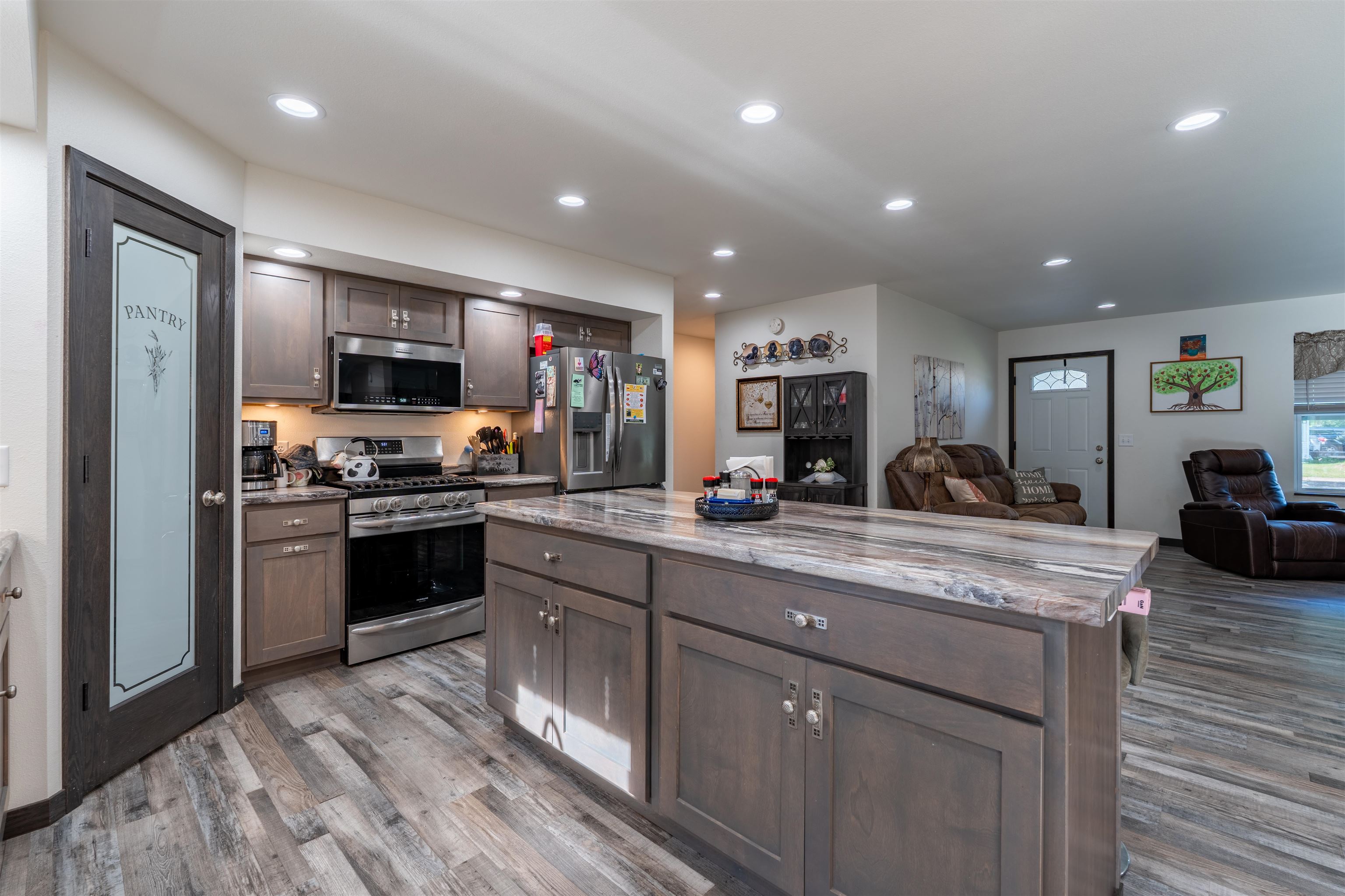 1115 16th Street Property Photo 9