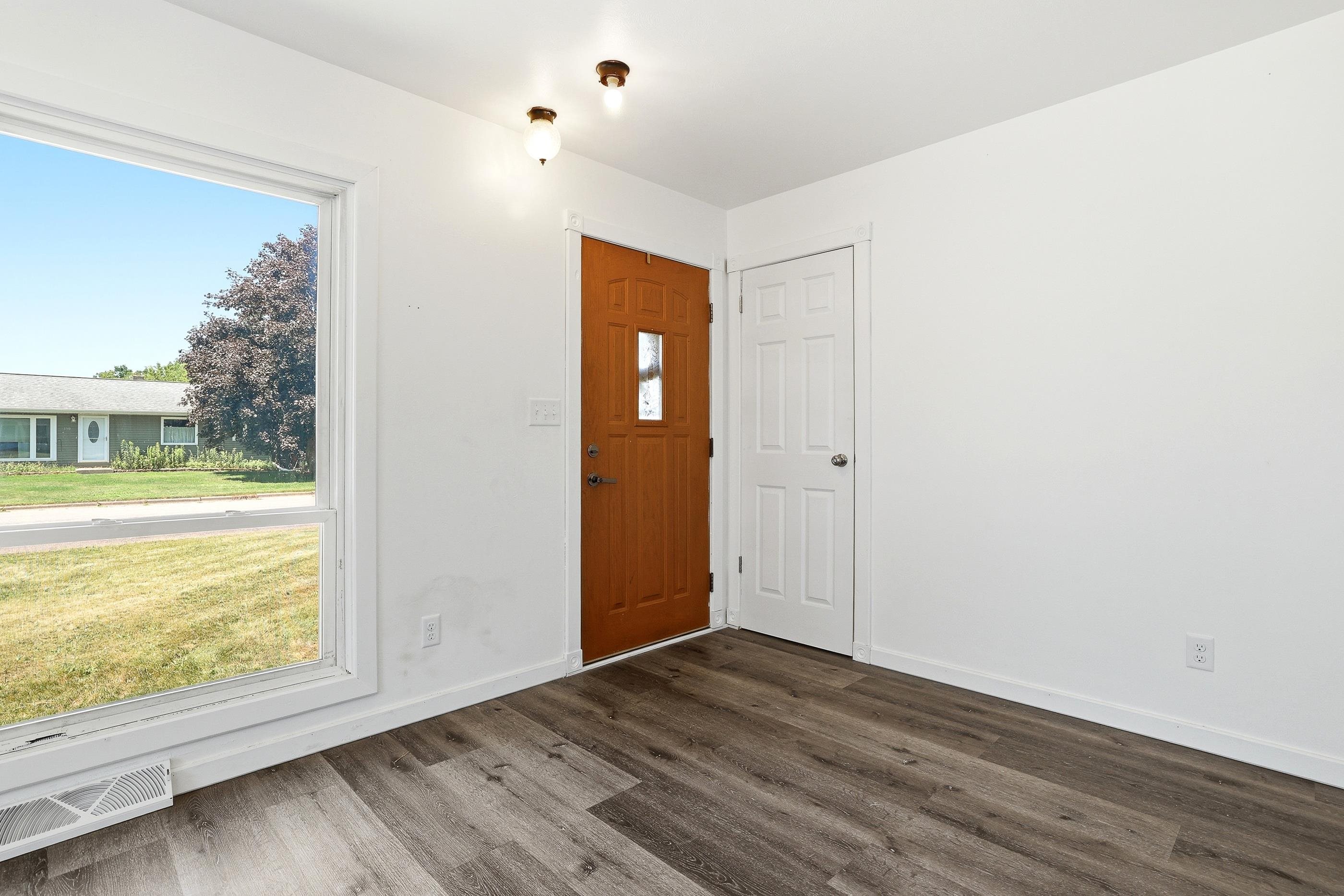 161 20th Avenue South Property Photo 5