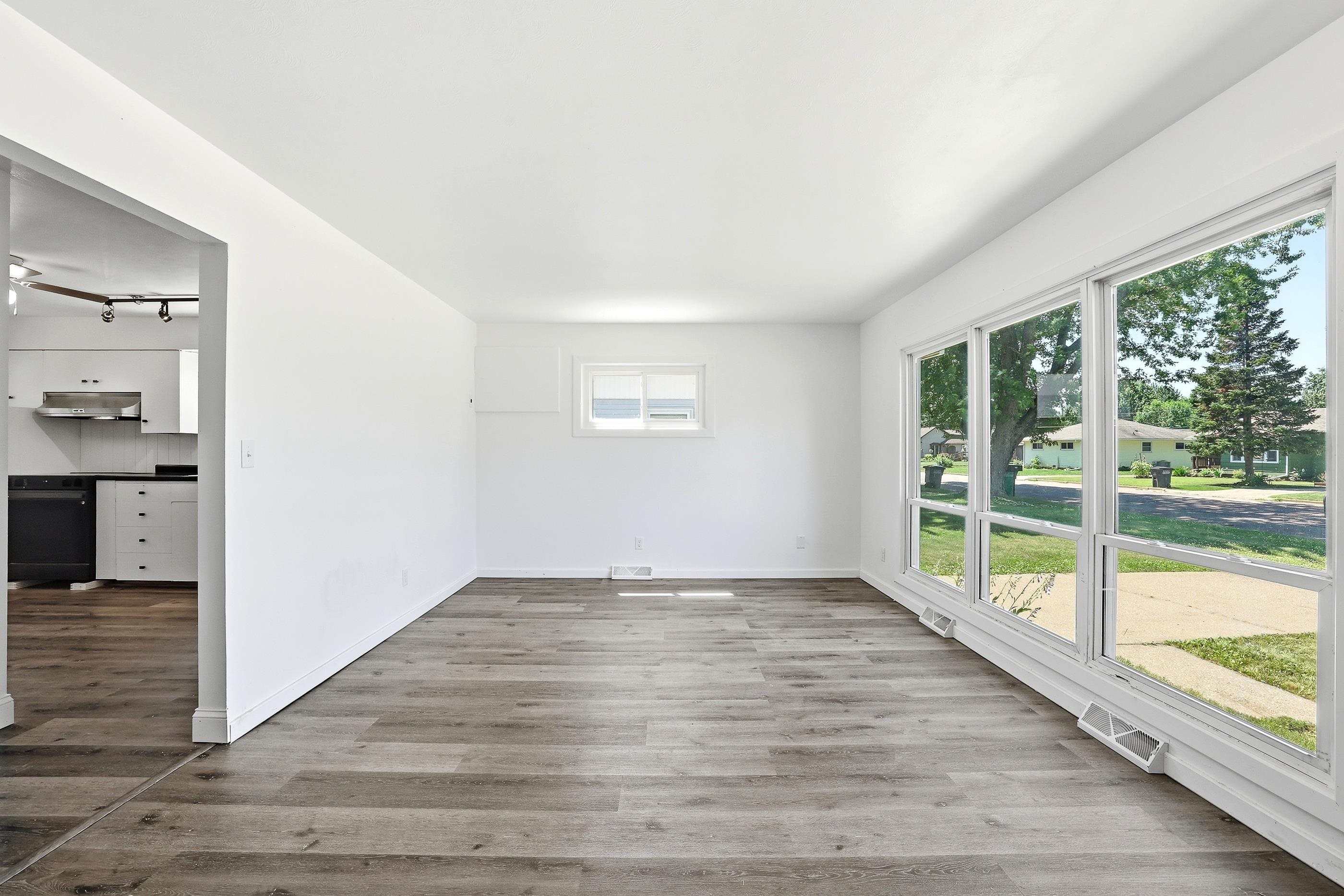 161 20th Avenue South Property Photo 7