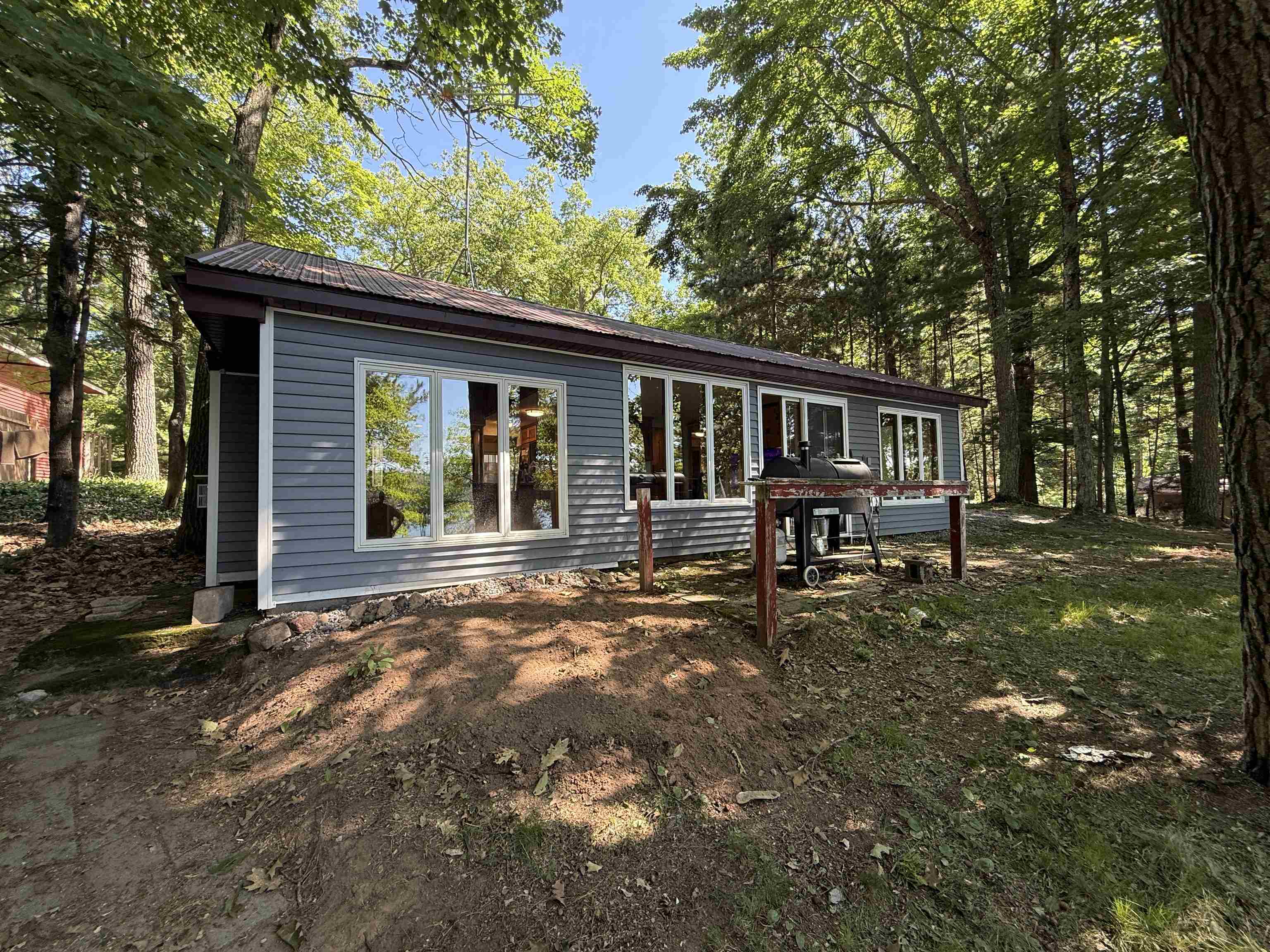 10621 Mann Lake Road Property Photo 1