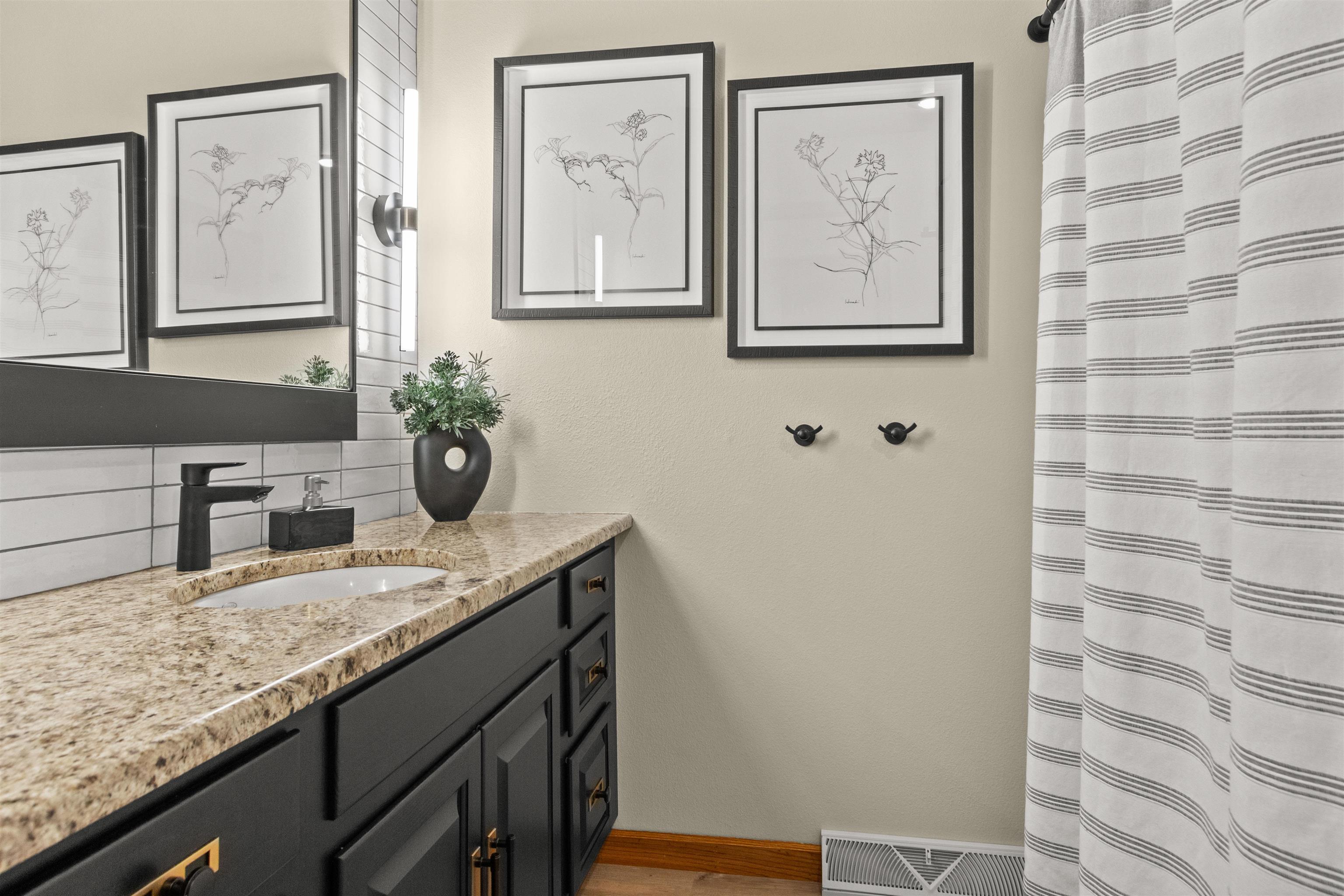 201987 Sandy Bay Lane Property Photo 34