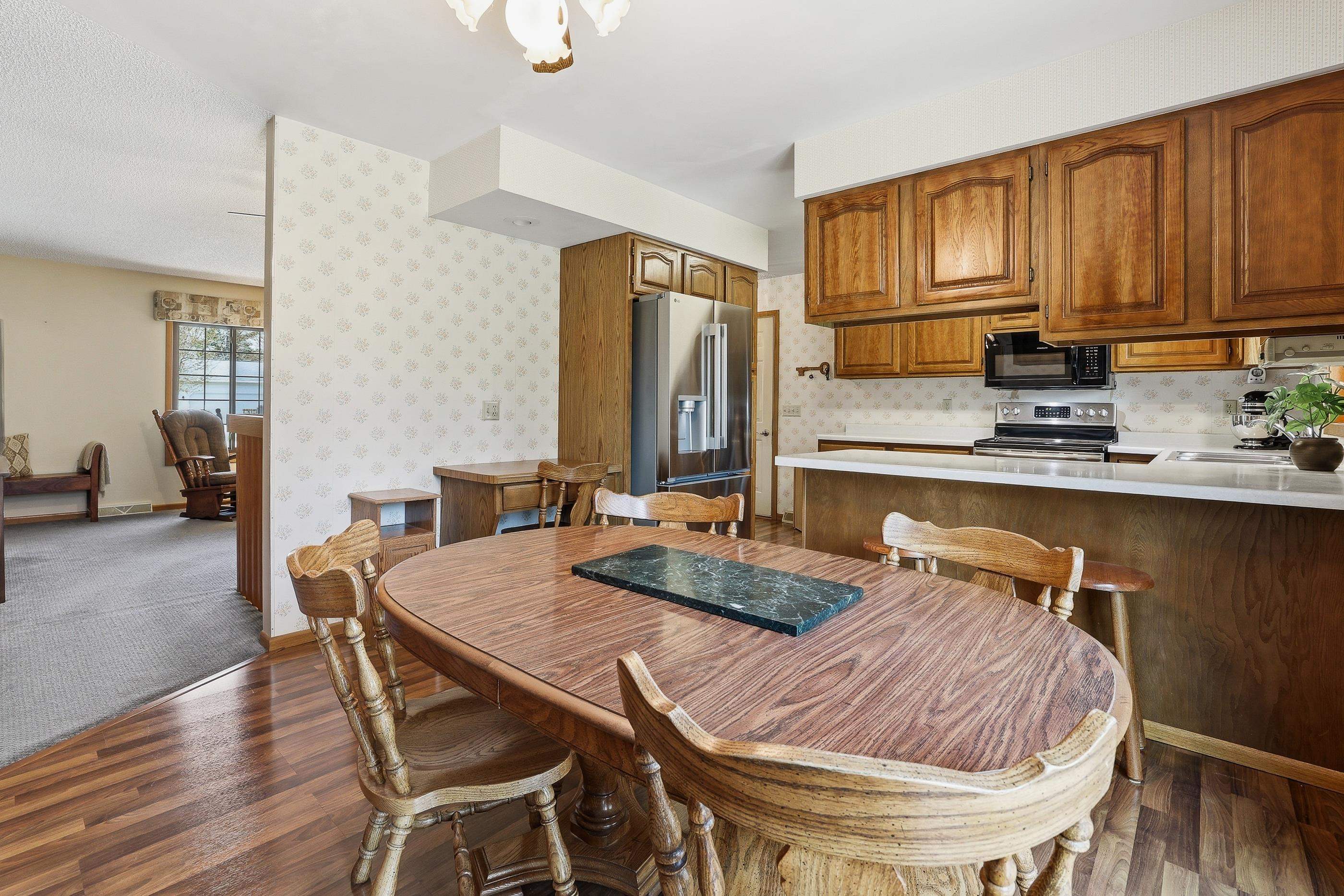 410 Hawthorne Avenue Property Photo 14