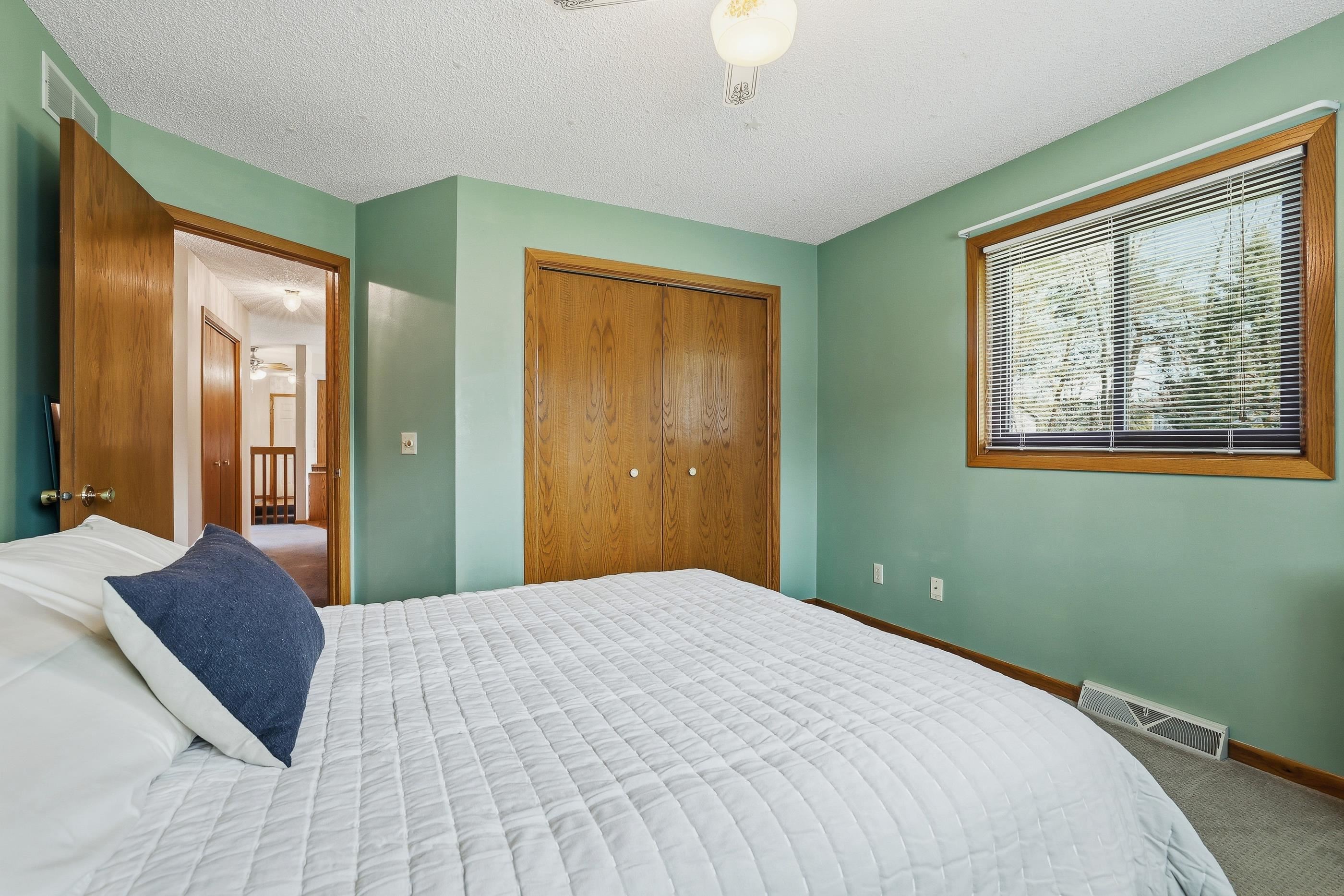 410 Hawthorne Avenue Property Photo 23