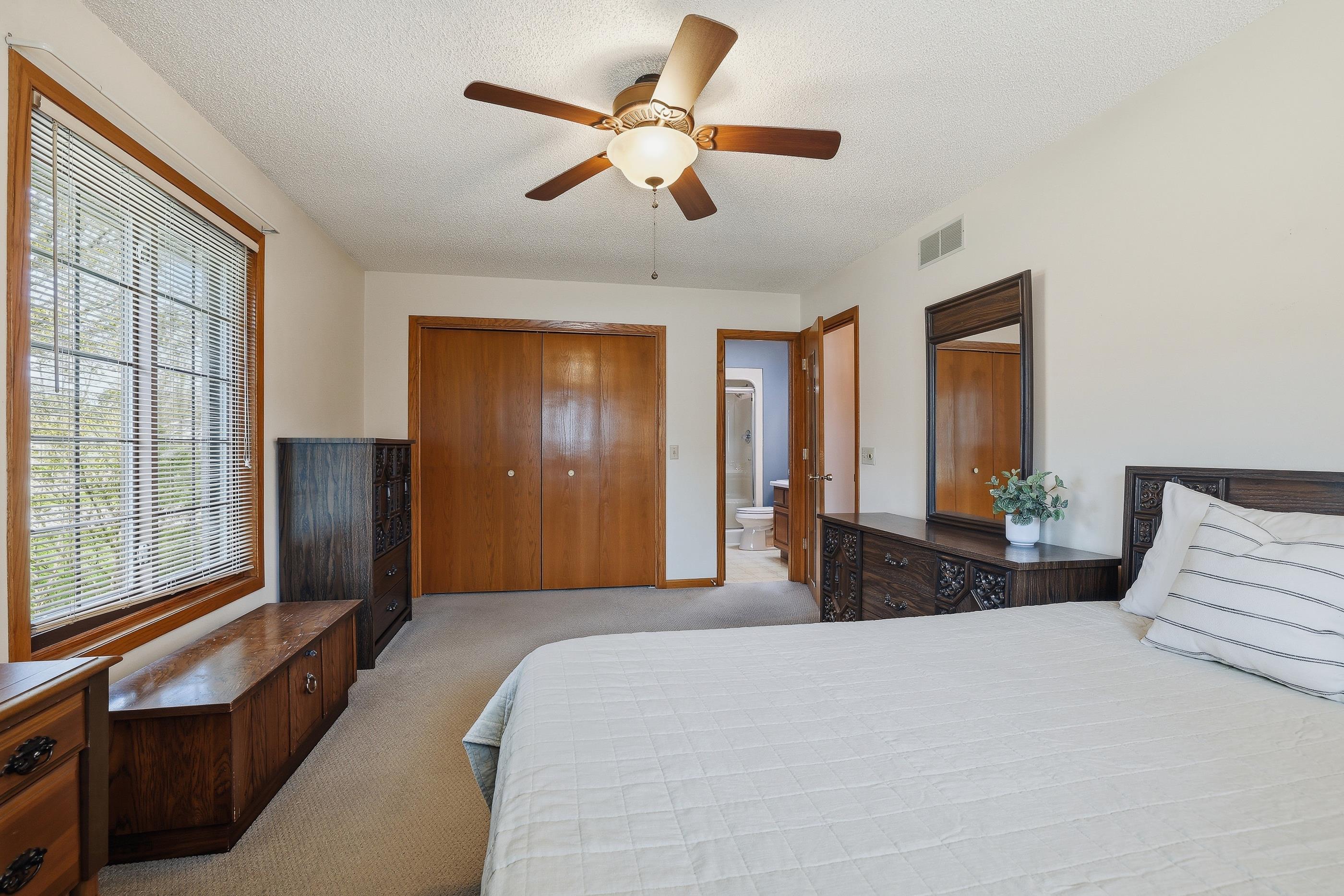 410 Hawthorne Avenue Property Photo 27