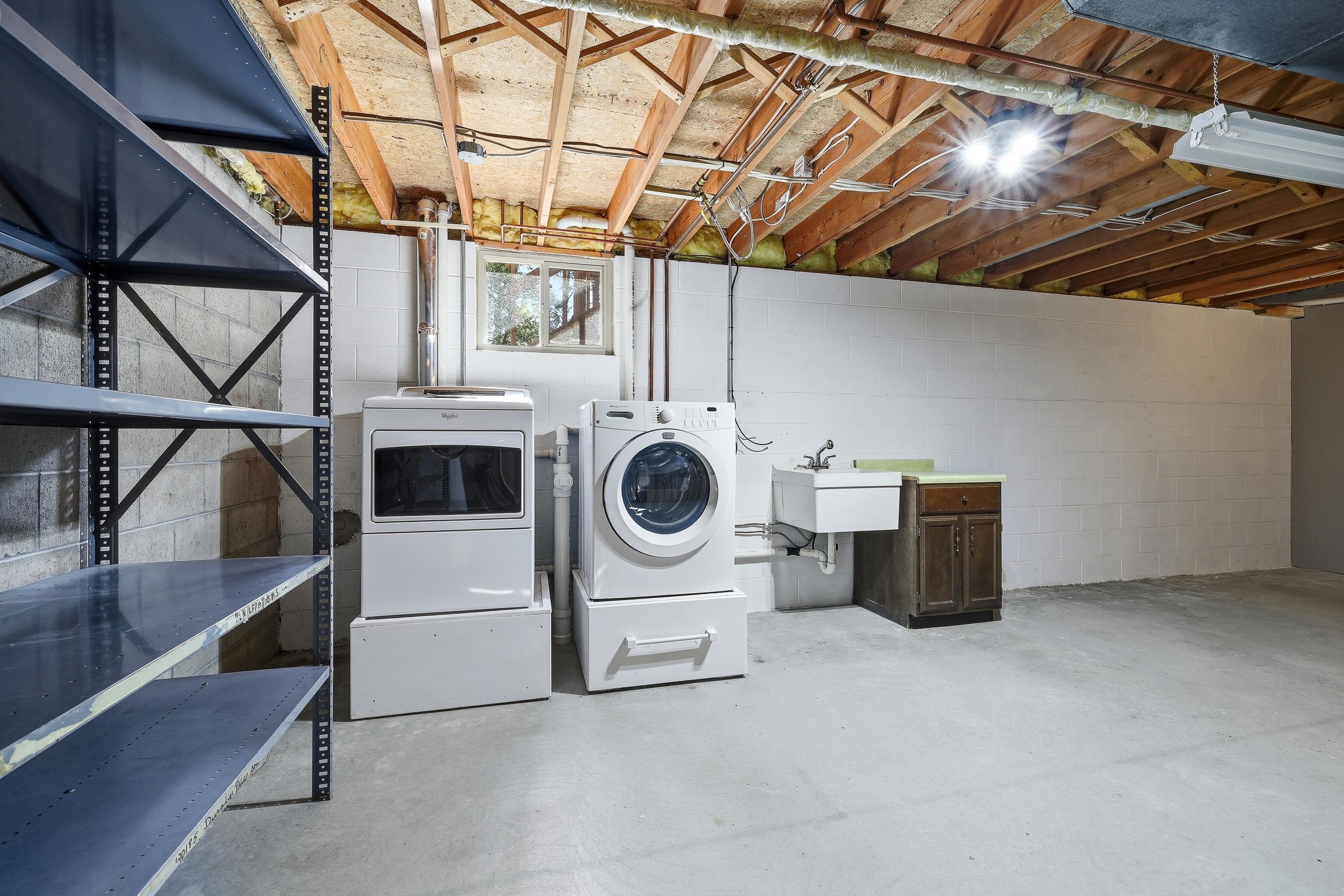 410 Hawthorne Avenue Property Photo 44