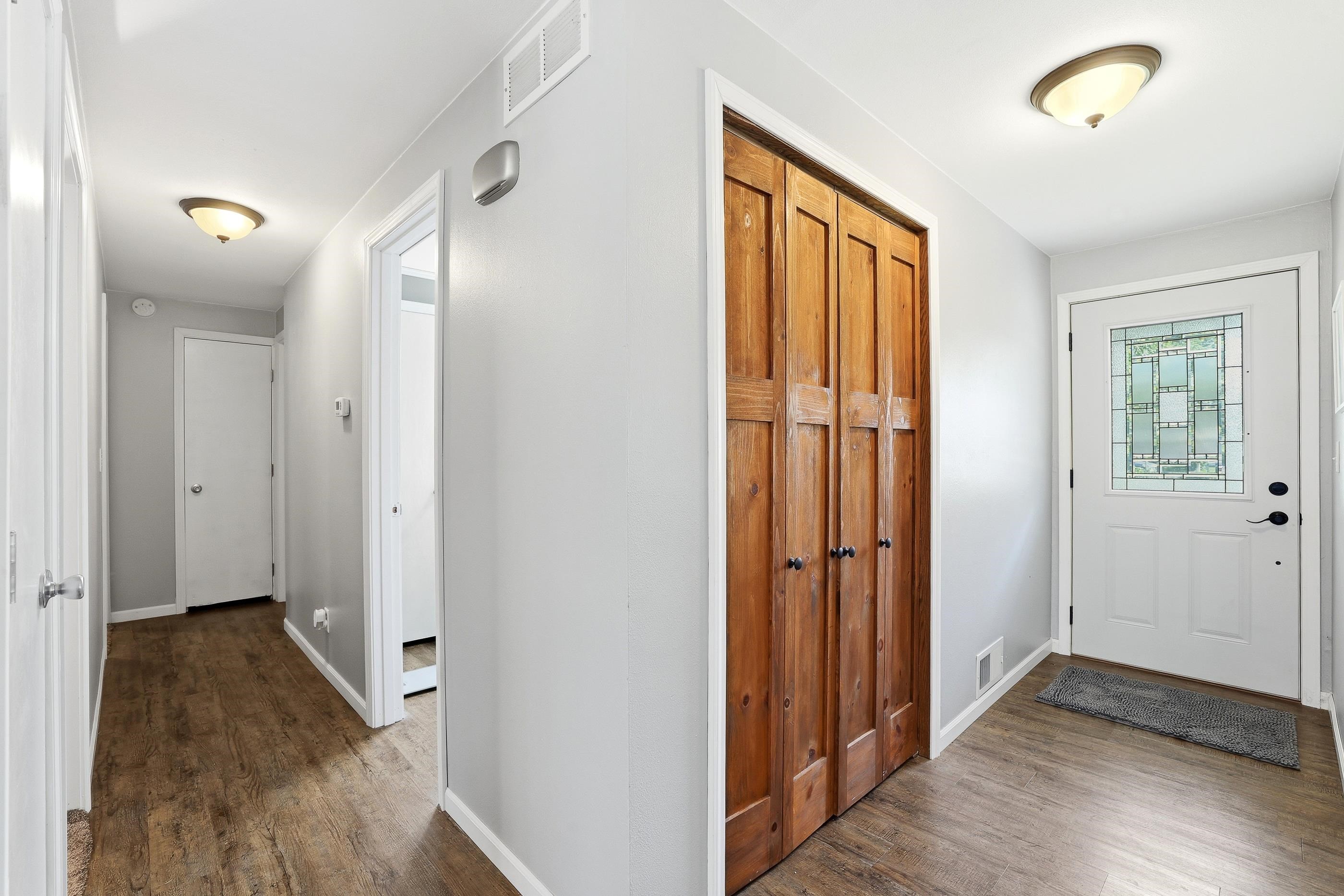 2921 River Drive Property Photo 23