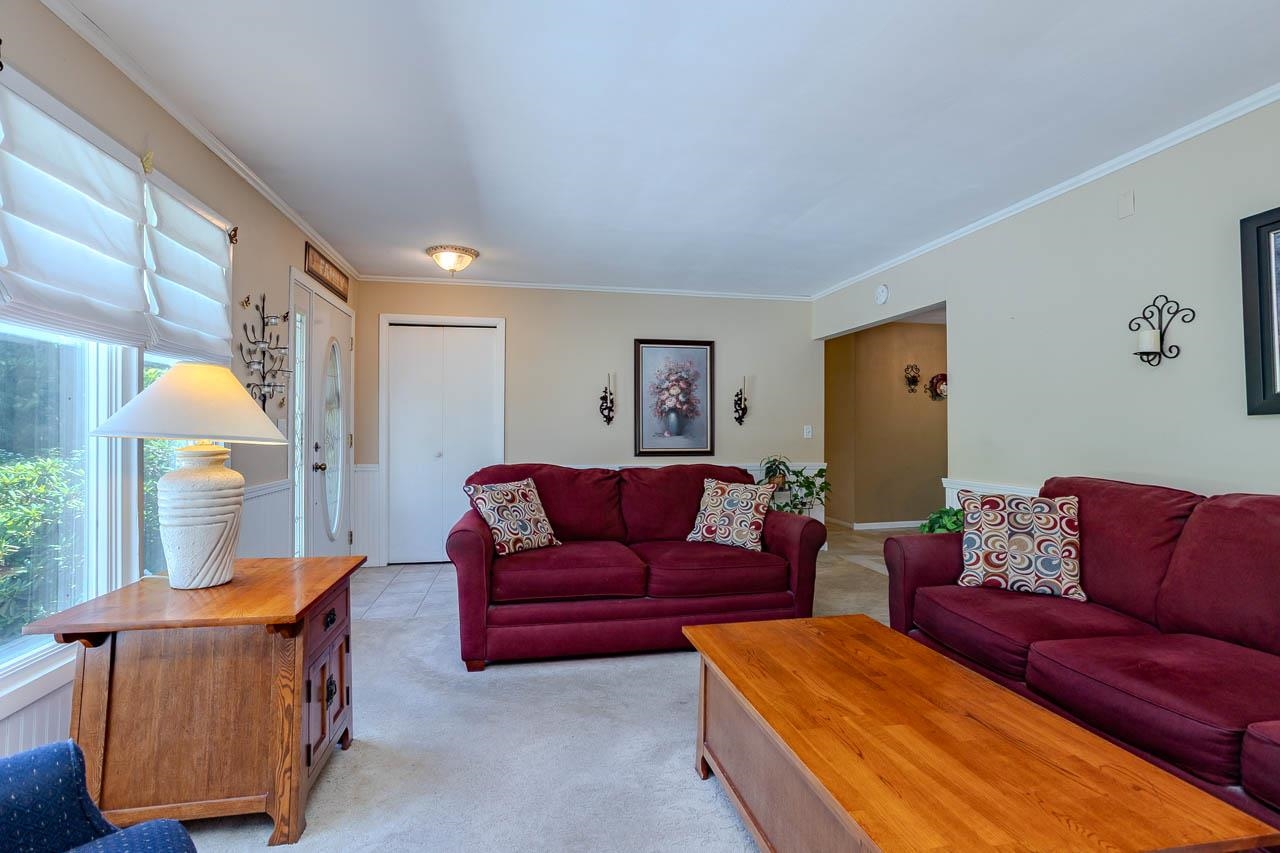 1925 Dewberry Drive Property Photo 5