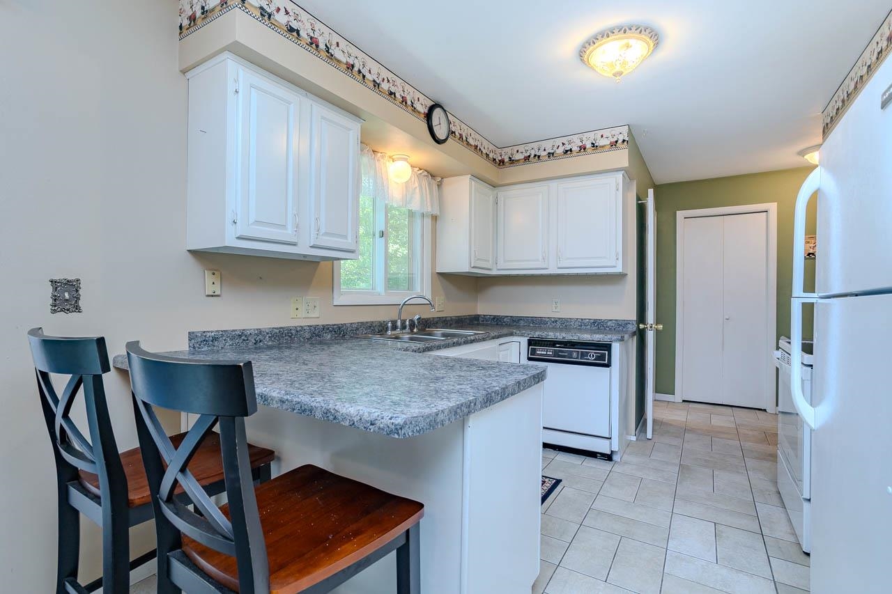 1925 Dewberry Drive Property Photo 8