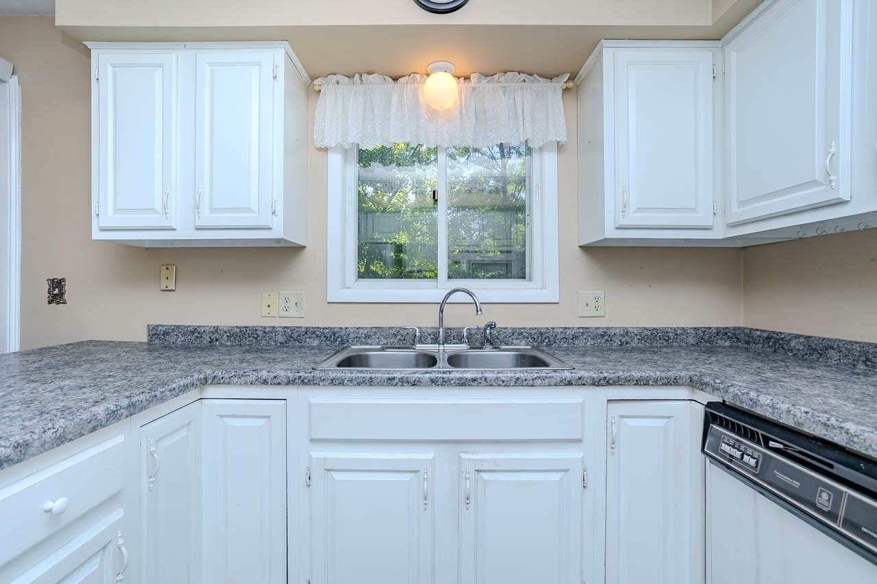 1925 Dewberry Drive Property Photo 10
