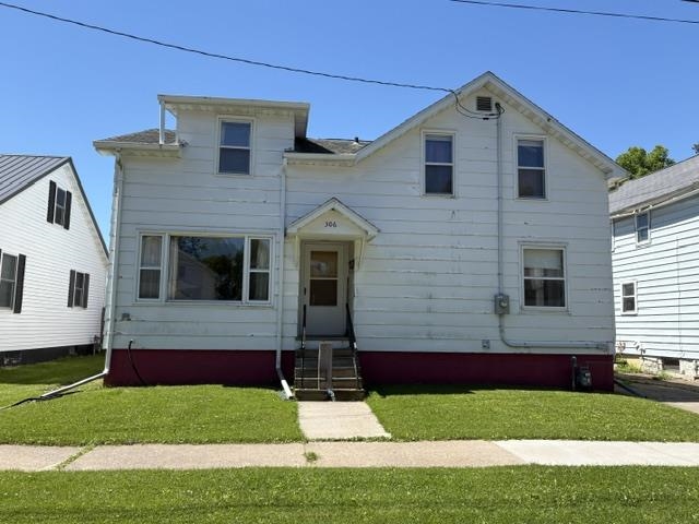 306 W Blodgett Street Property Photo 2