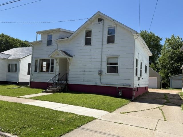 306 W Blodgett Street Property Photo 3