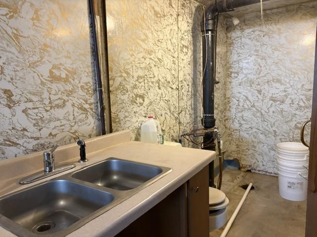306 W Blodgett Street Property Photo 32