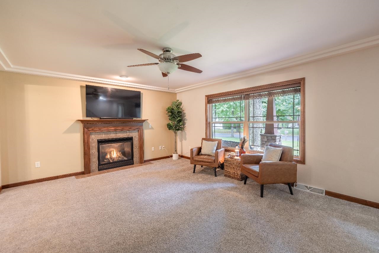 205 Aspen Grove Property Photo 13
