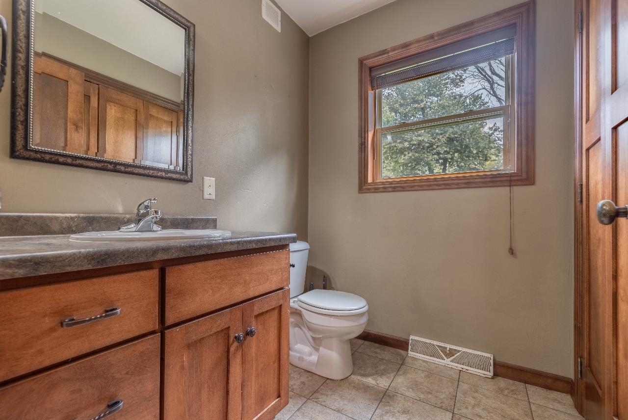 205 Aspen Grove Property Photo 26