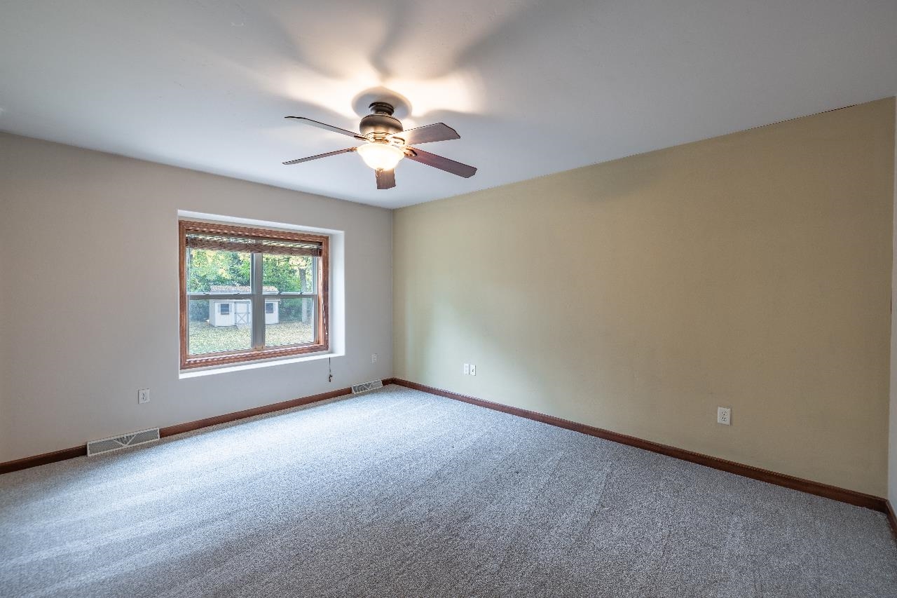 205 Aspen Grove Property Photo 30