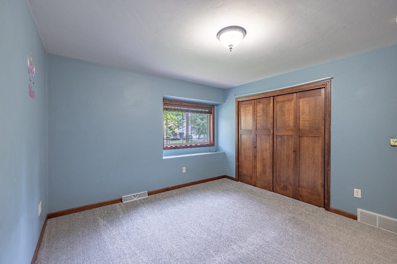 205 Aspen Grove Property Photo 37