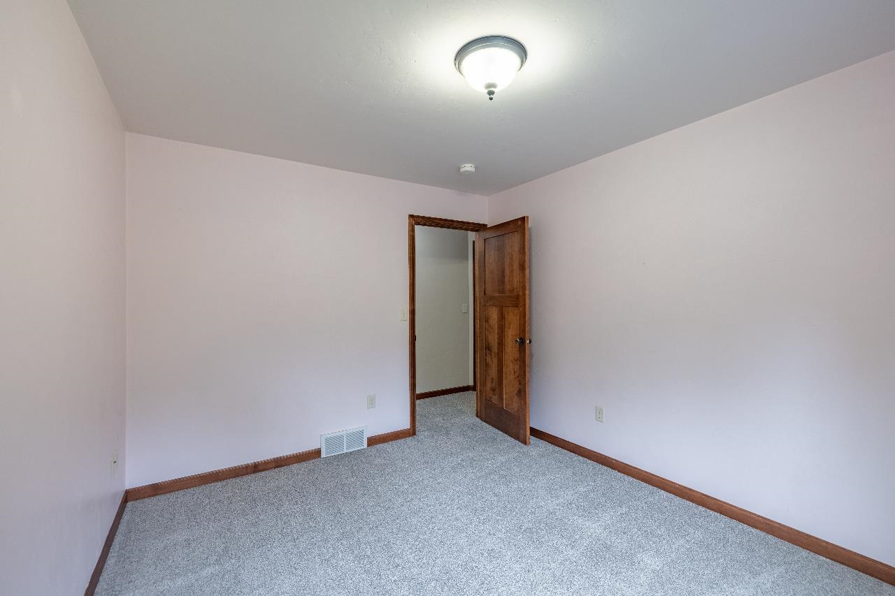 205 Aspen Grove Property Photo 41
