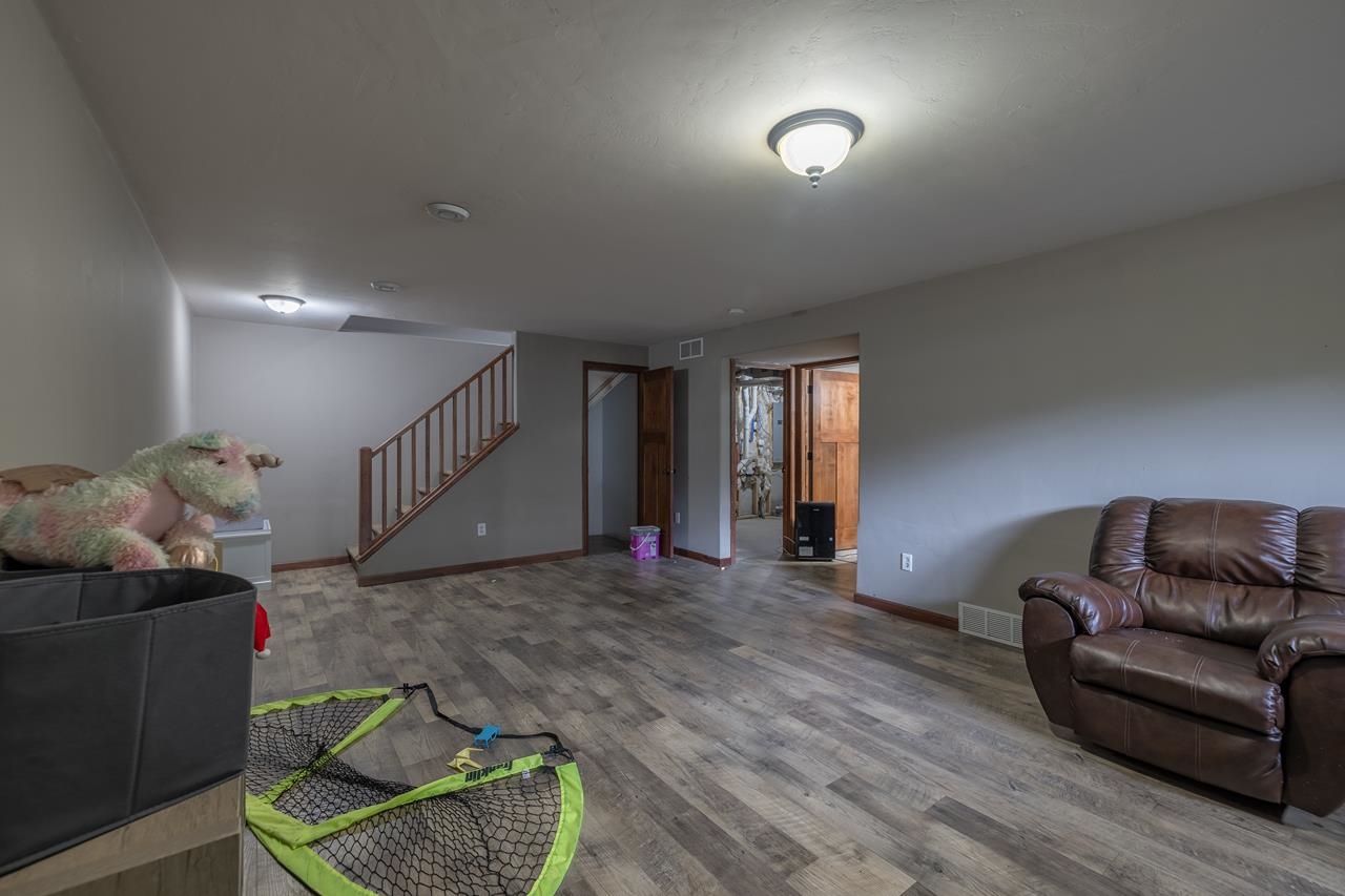 205 Aspen Grove Property Photo 46