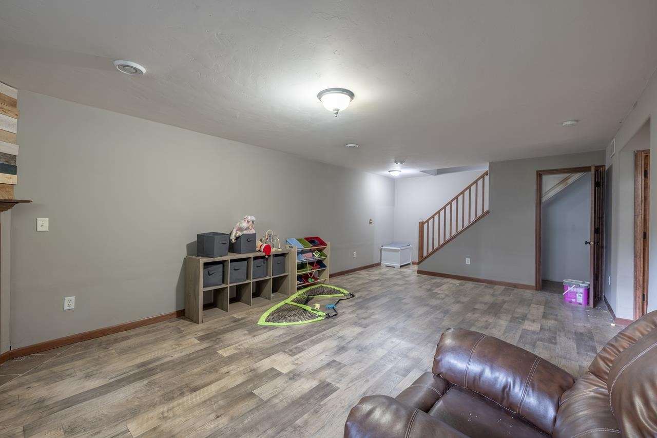 205 Aspen Grove Property Photo 48