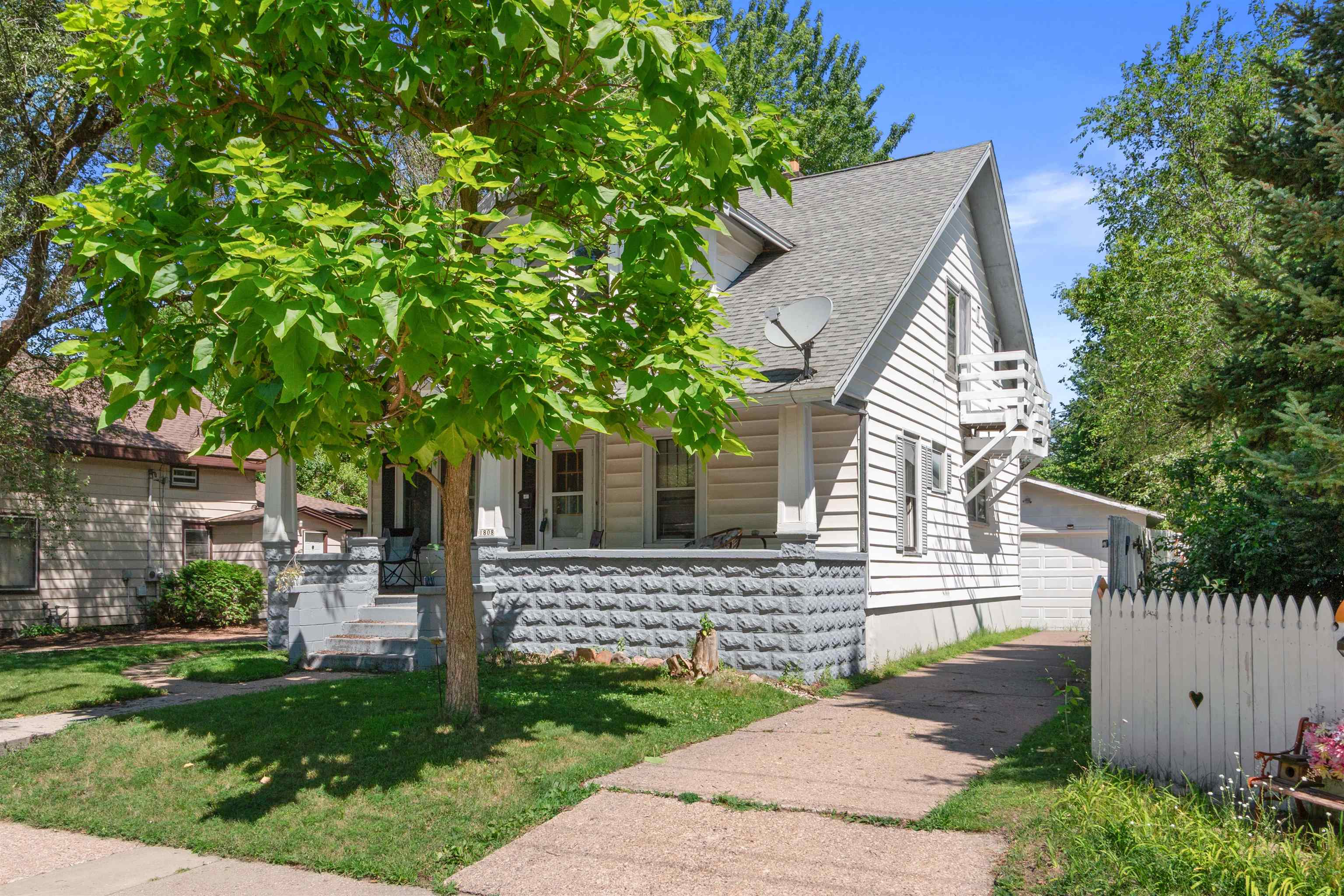 1808 Briggs Street Property Photo 2