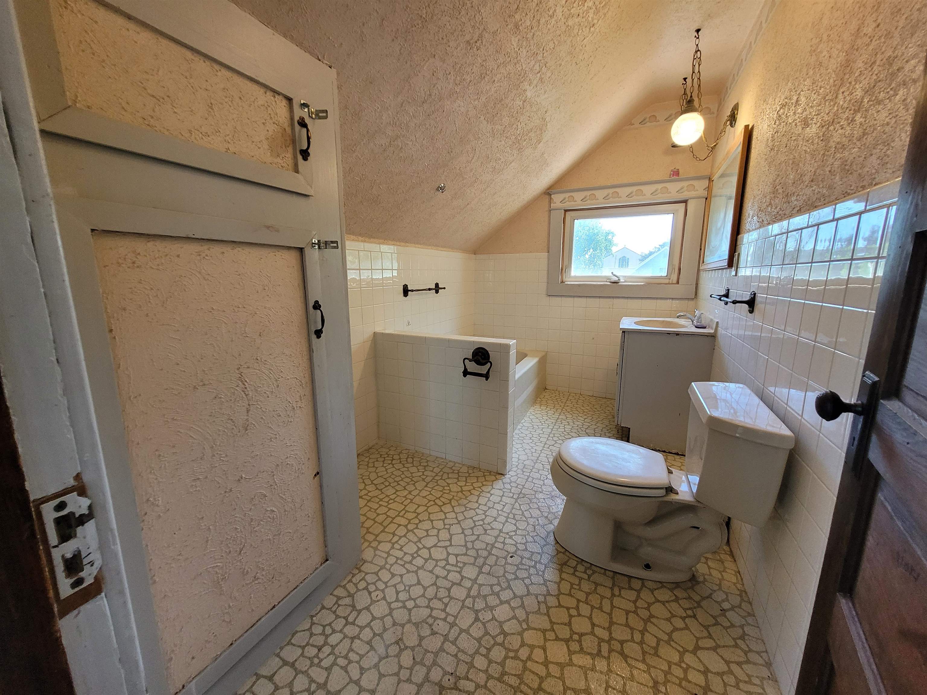 413 5th Avenue Property Photo 13
