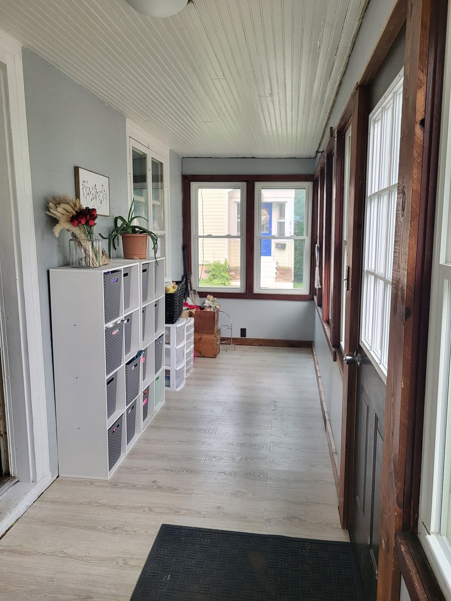 812 E Bridge Street Property Photo 12