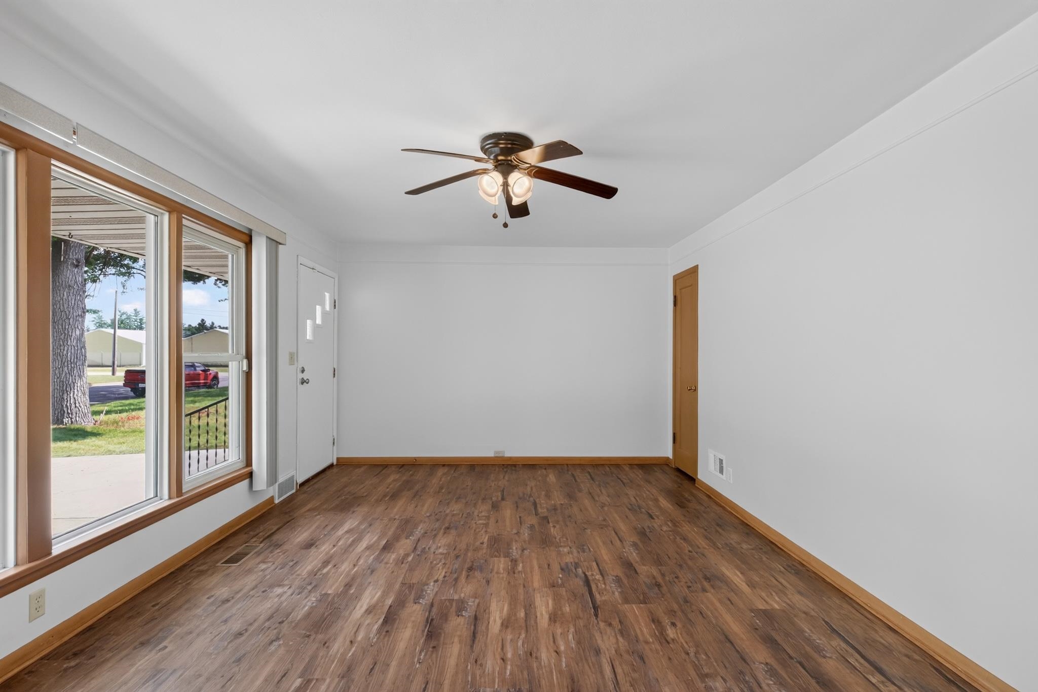 3540 2nd Street South Property Photo 10