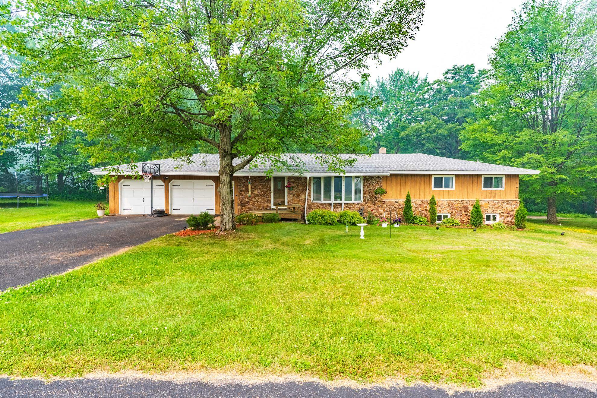 226552 Hummingbird Road Property Photo 1
