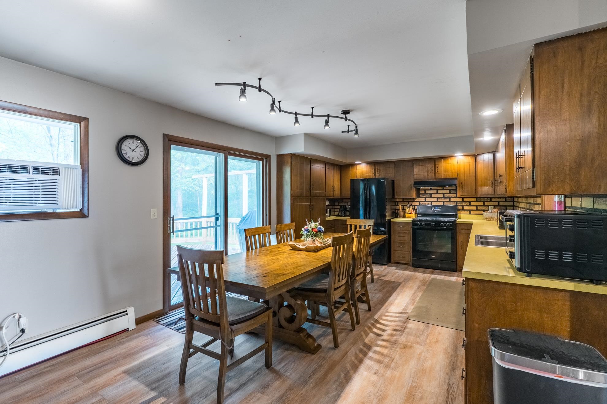 226552 Hummingbird Road Property Photo 14