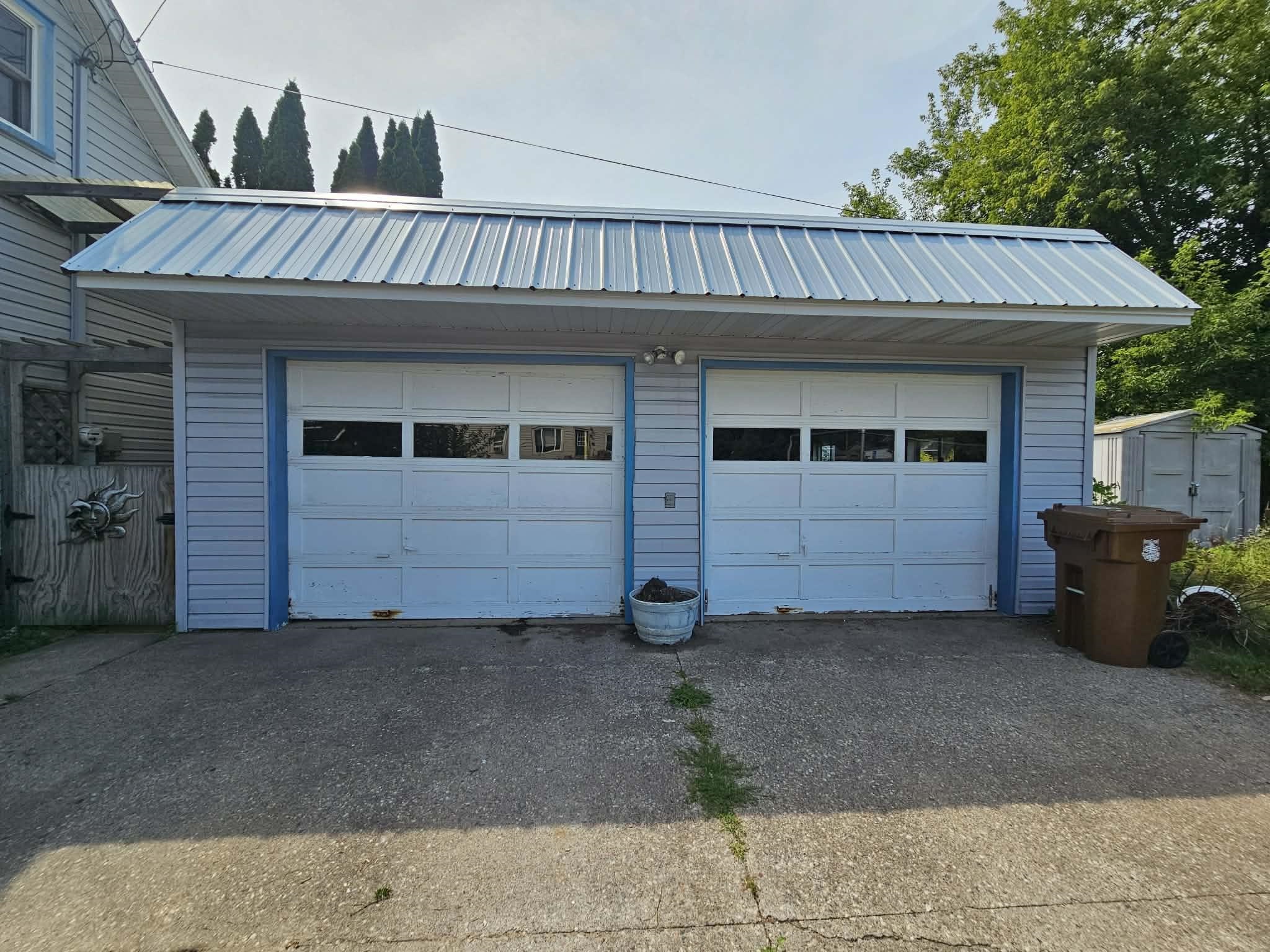 356 Bukolt Avenue Property Photo 18